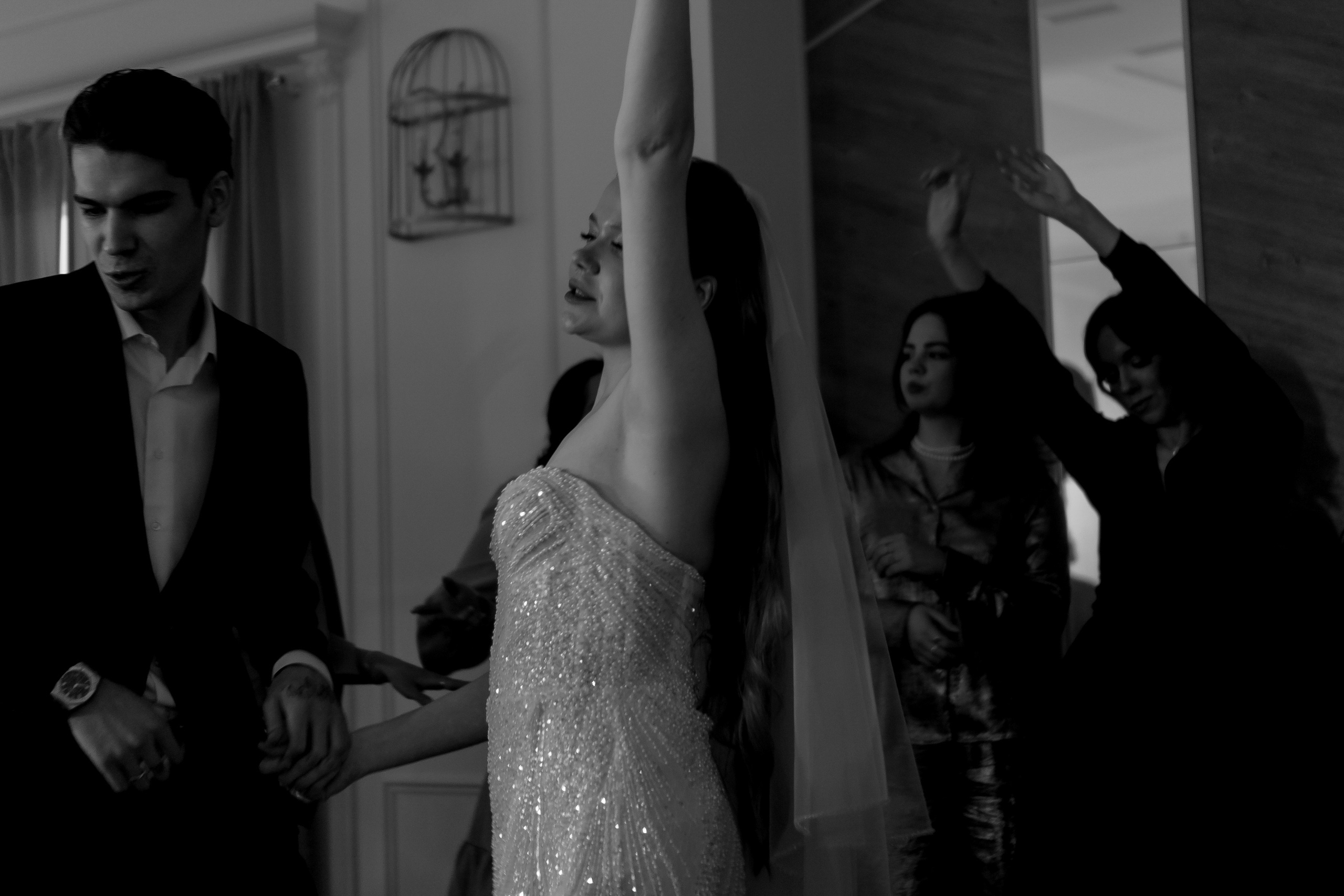 СВАДЕБНАЯ СЬЕМКА СБОРОВ В ОТЕЛЕ И ВЫЕЗД НА ЦЕРЕМОНИЮ (СНЯТО В СИБИРЕ В НИЖНЕВАРТОВСКЕ). Профессиональный фотограф, Санкт-Петербург — Виктория Богомолова