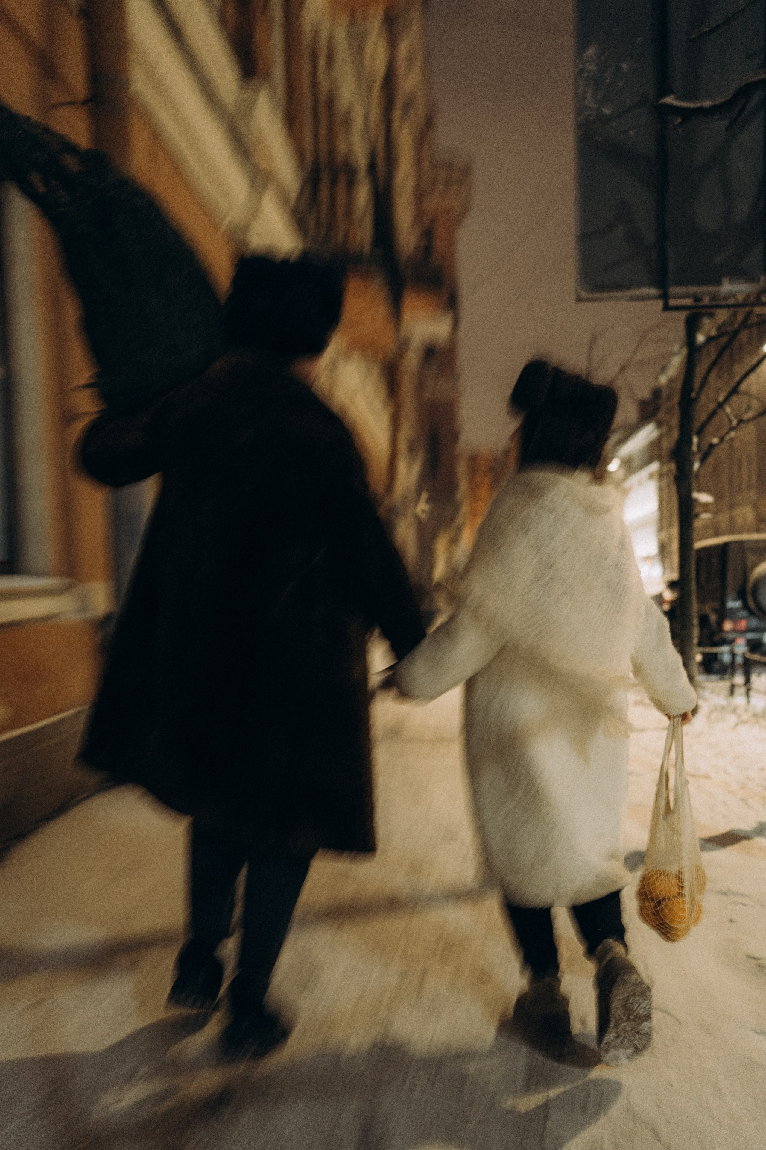 НОВОГОДНЯЯ ПРОГУЛКА ПАРЫ ПО ЧЕРНЫШЕВСКОЙ ПЕРЕД НОВЫМ ГОДОМ. Профессиональный фотограф, Санкт-Петербург — Виктория Богомолова