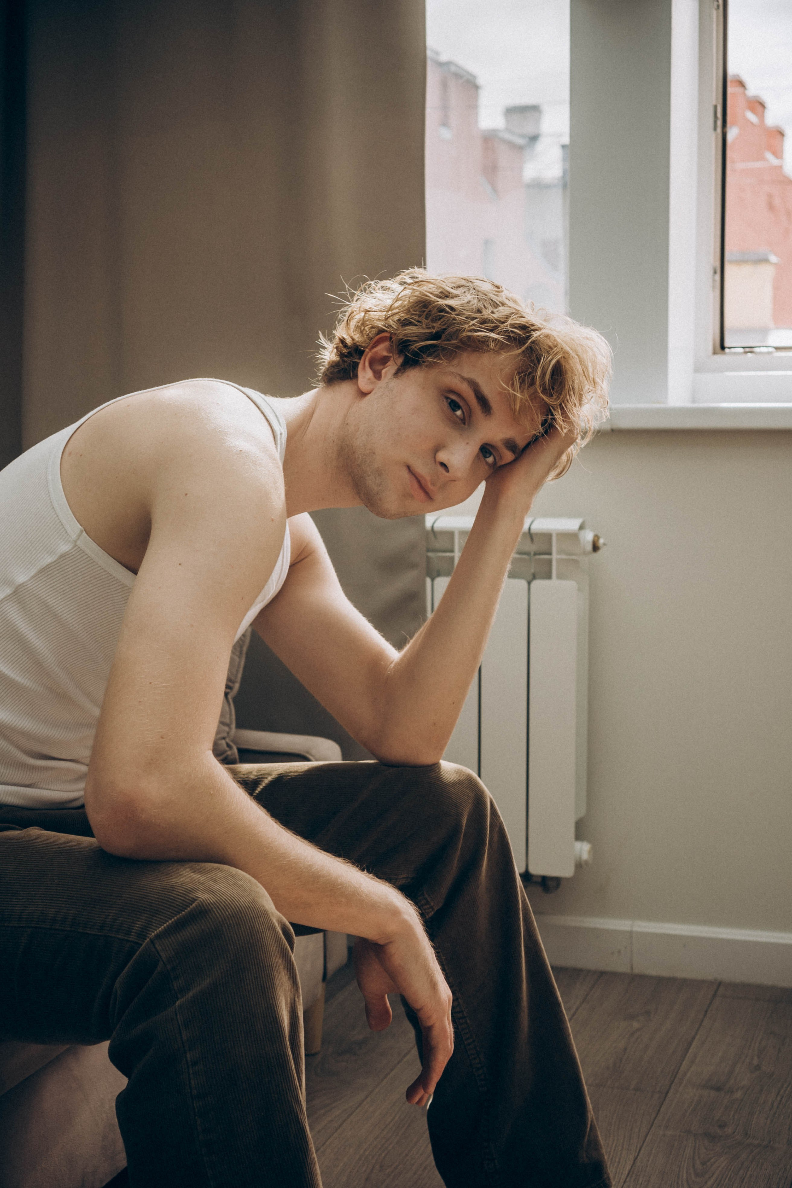 СВАДЕБНАЯ СЬЕМКА В ОТЕЛЕ. СБОРЫ ЖЕНИХА И НЕВЕСТЫ И ТАКЖЕ ТОР И ПОДГОТОВКА К ПРОГУЛКЕ. Профессиональный фотограф, Санкт-Петербург — Виктория Богомолова