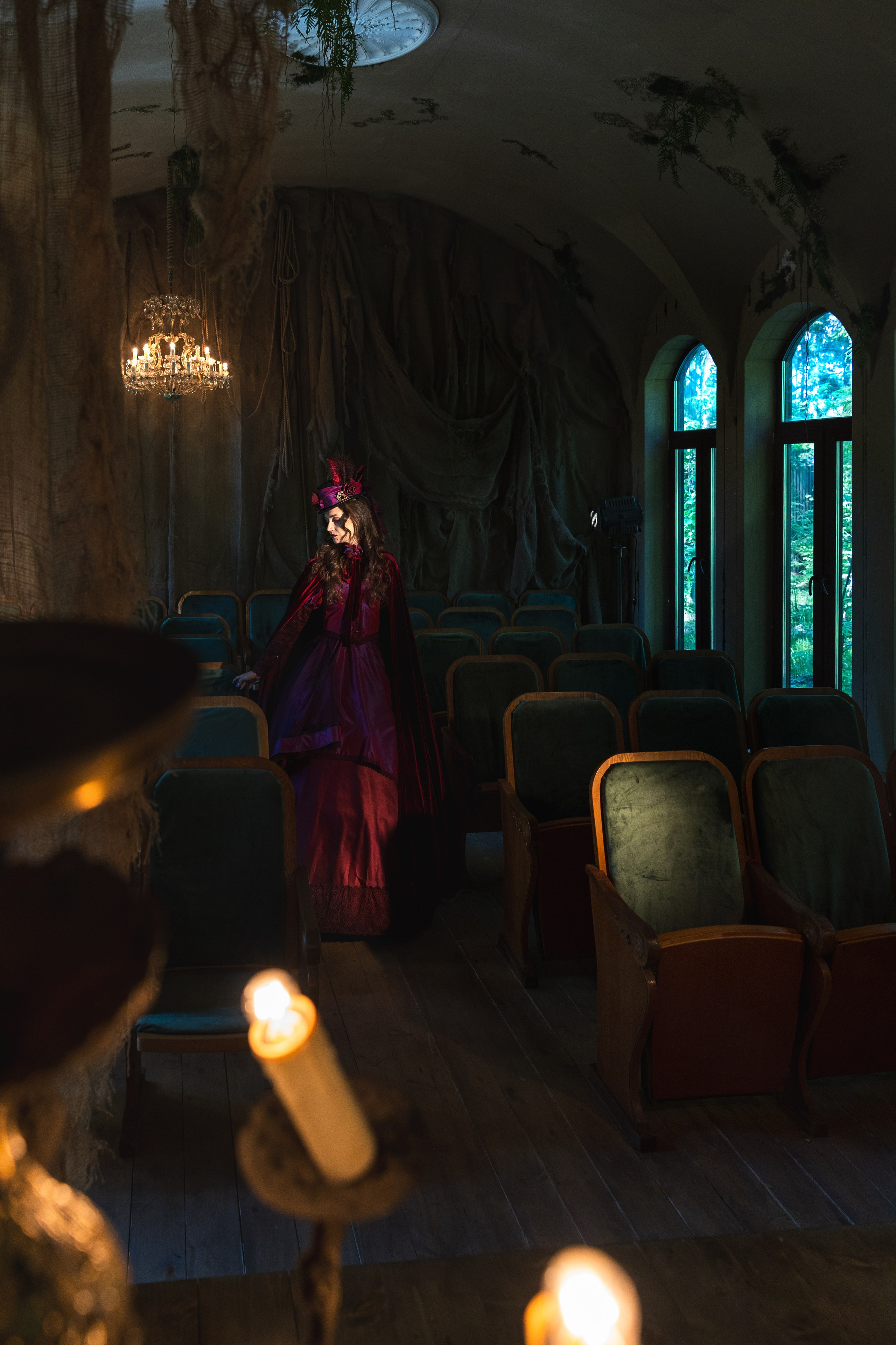 Тайны заброшенного театра