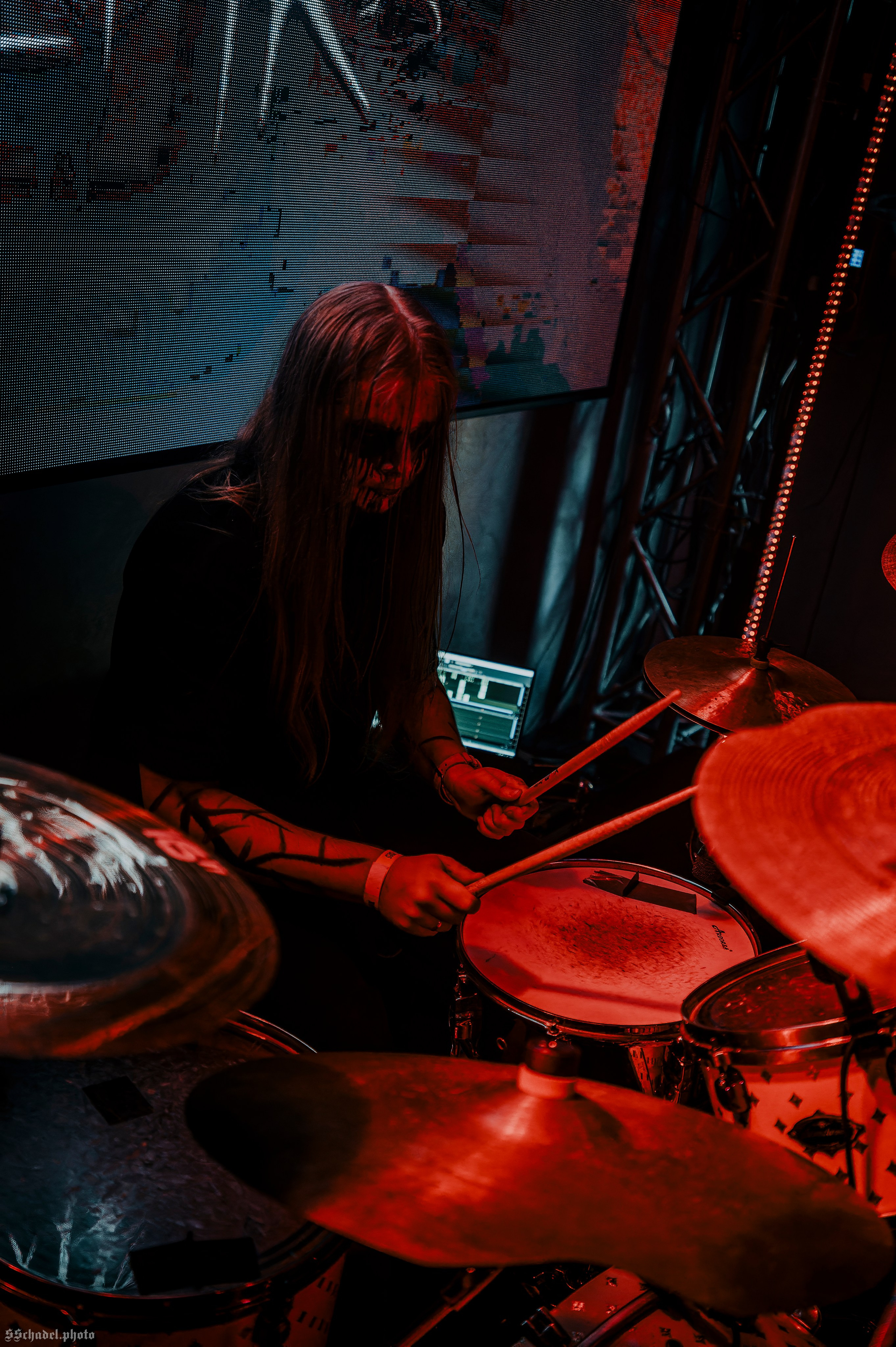 Neargroth 30.08.25. We will make everything metal!