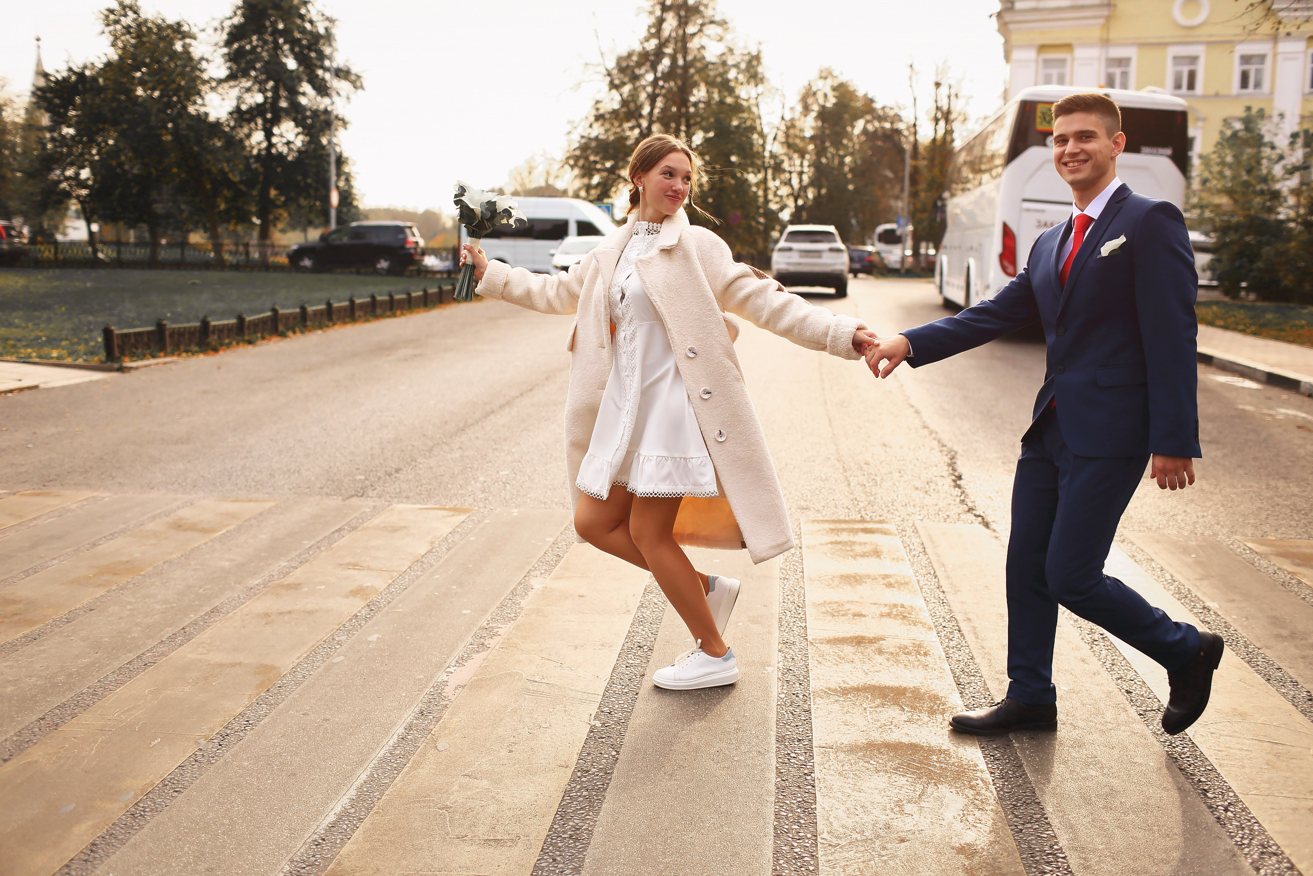 Съемка пары в осеннем городе и в студии. Свадебный и репортажный фотограф в Ярославле и Санкт-Петербурге Роман Микрюков