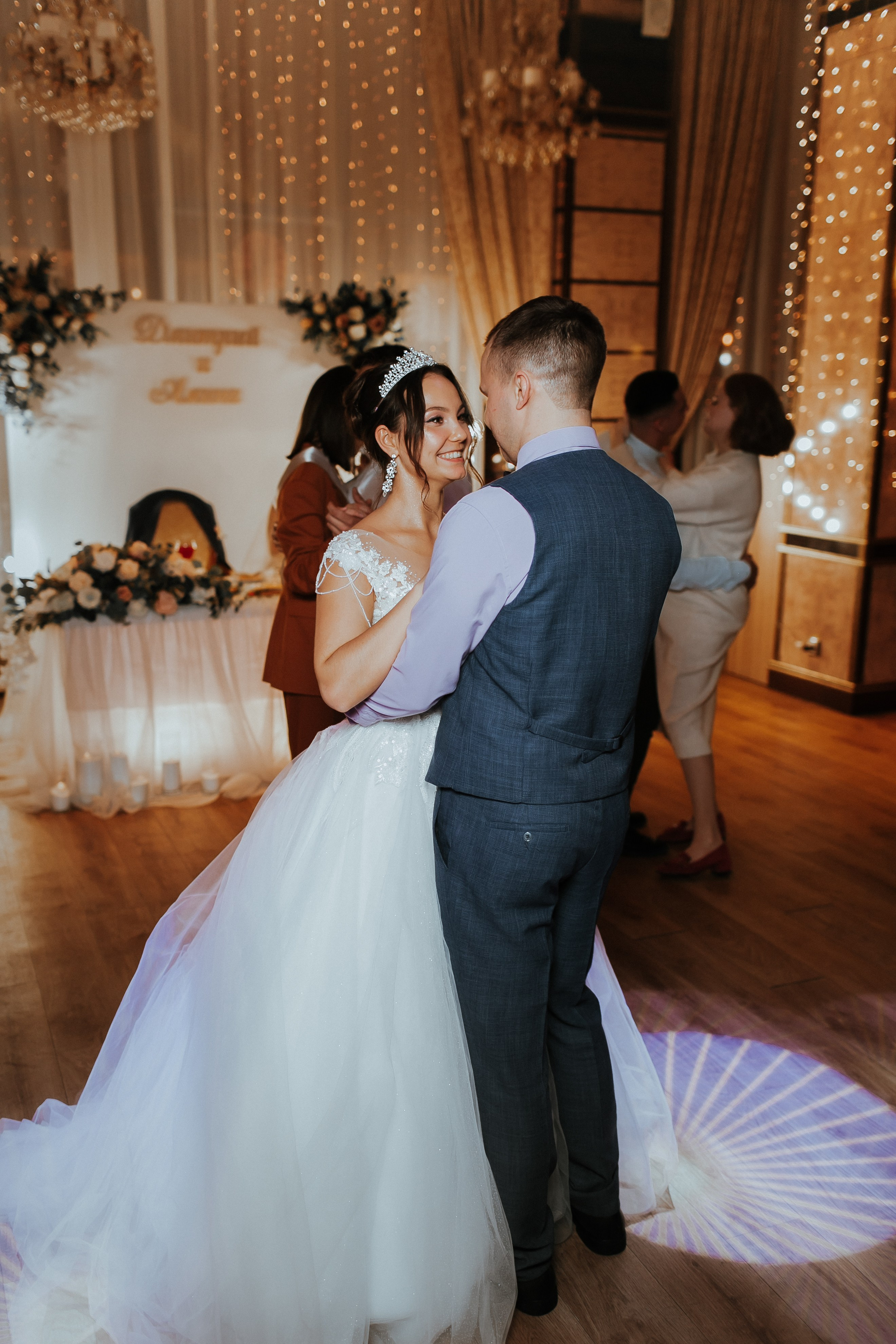 Съемка выездной регистрации в отеле. Свадебный и репортажный фотограф в Ярославле и Санкт-Петербурге Роман Микрюков