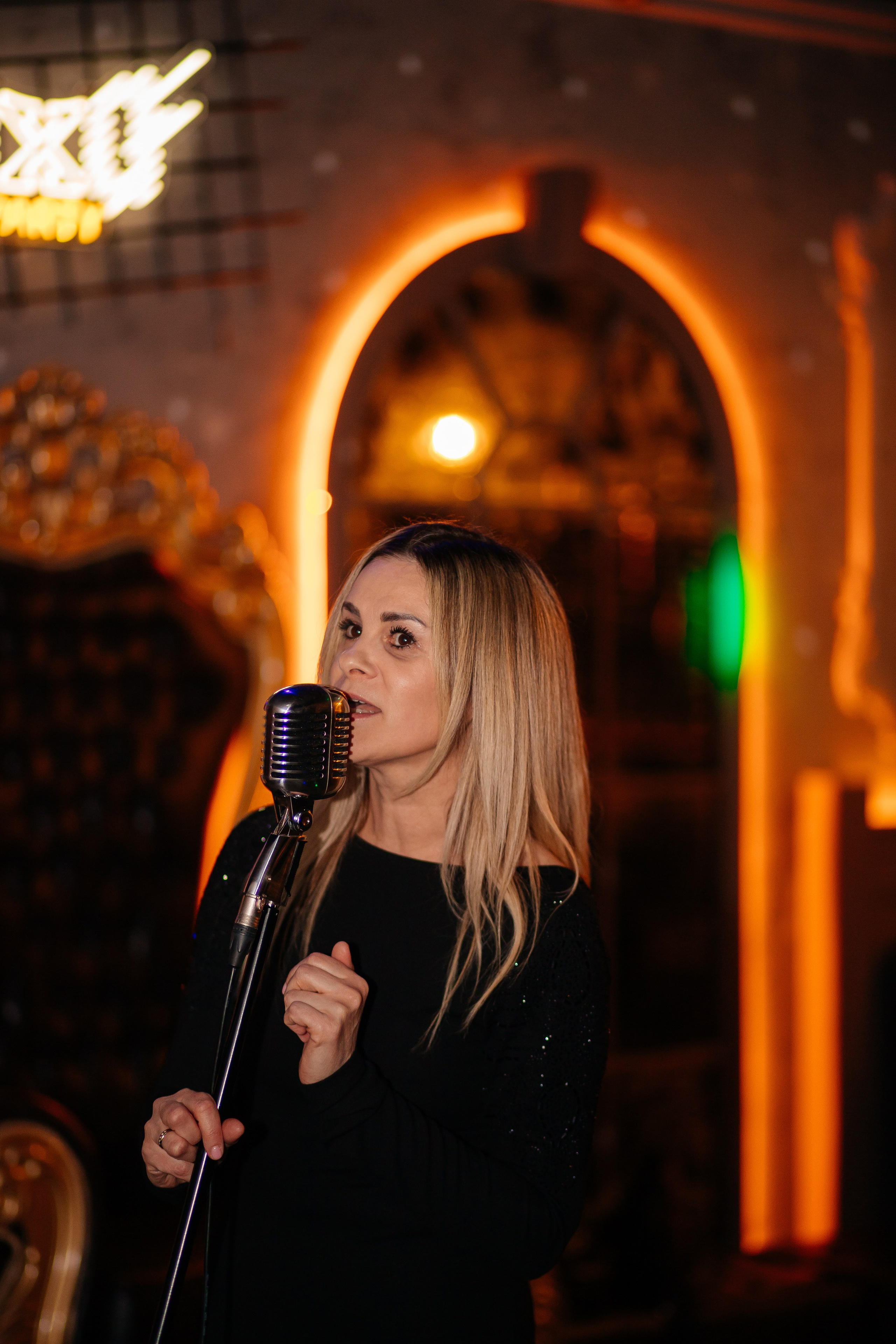 Караоке-вечеринка. 