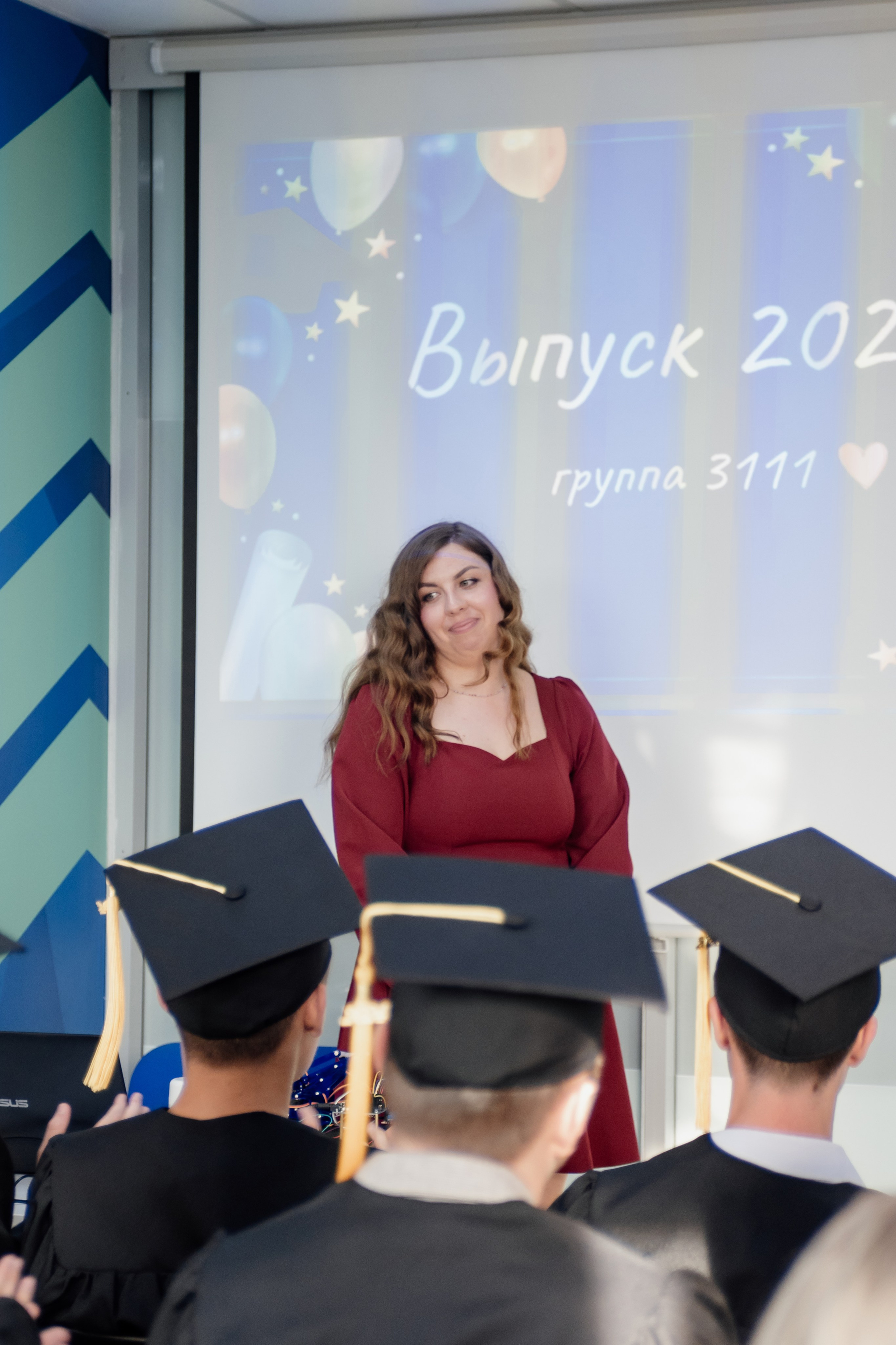 Выпускной: компьютерная академия Топ. Фотограф в Твери Дементьева Анастасия