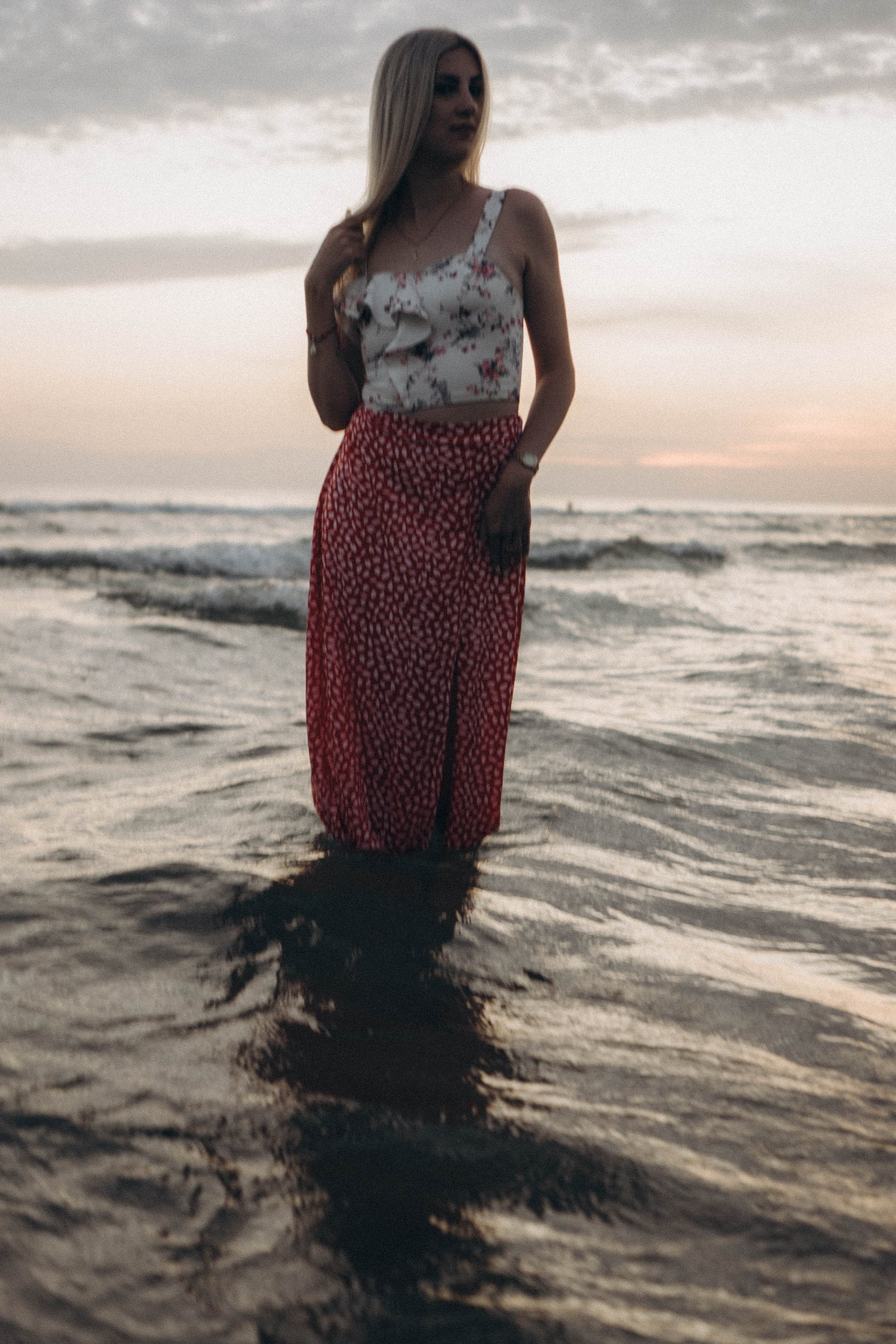 Июльский вечер на берегу черного моря. Профессиональный фотограф, Санкт-Петербург — Виктория Богомолова