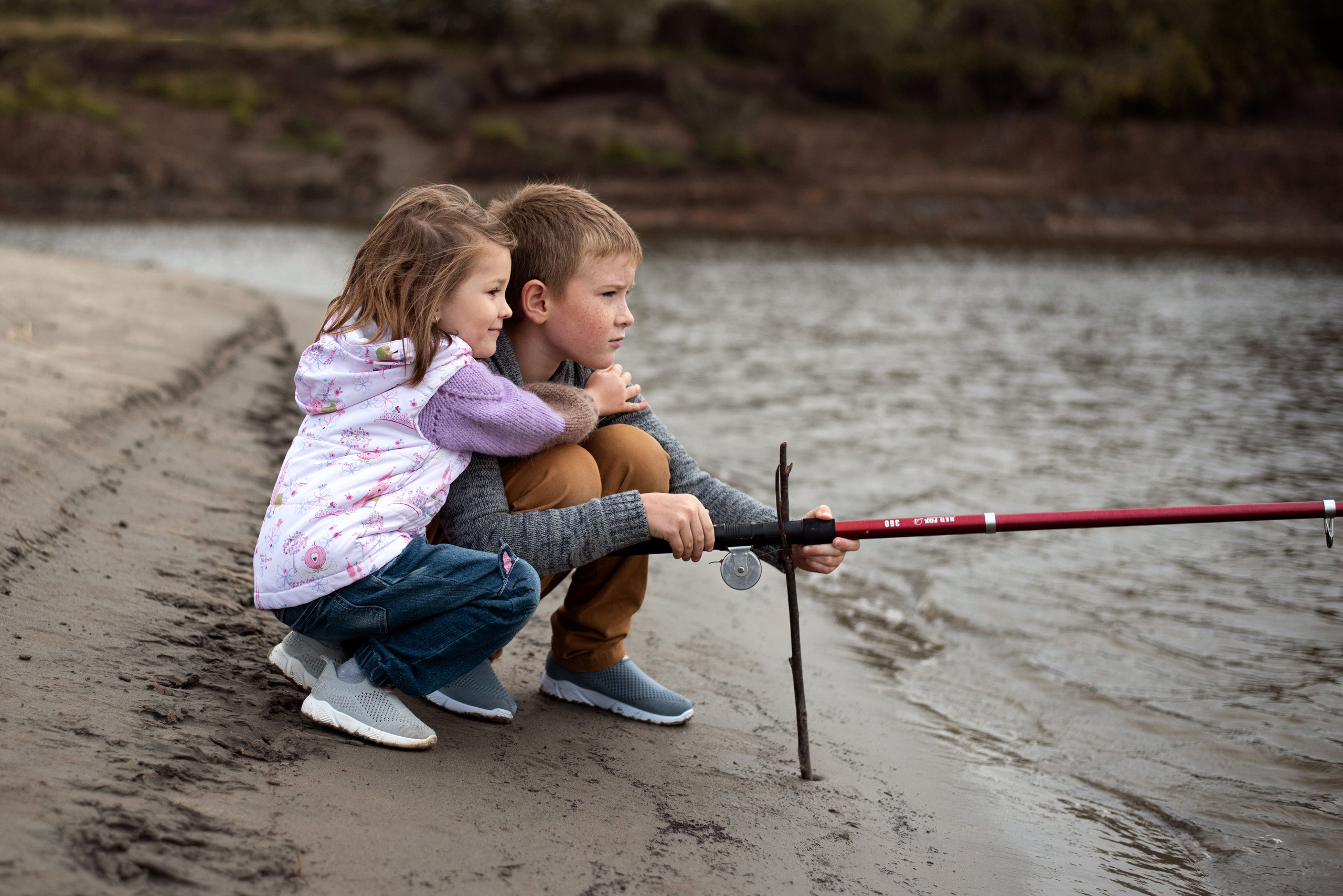 У реки. Семейный фотограф Екатерина Шаманаева
