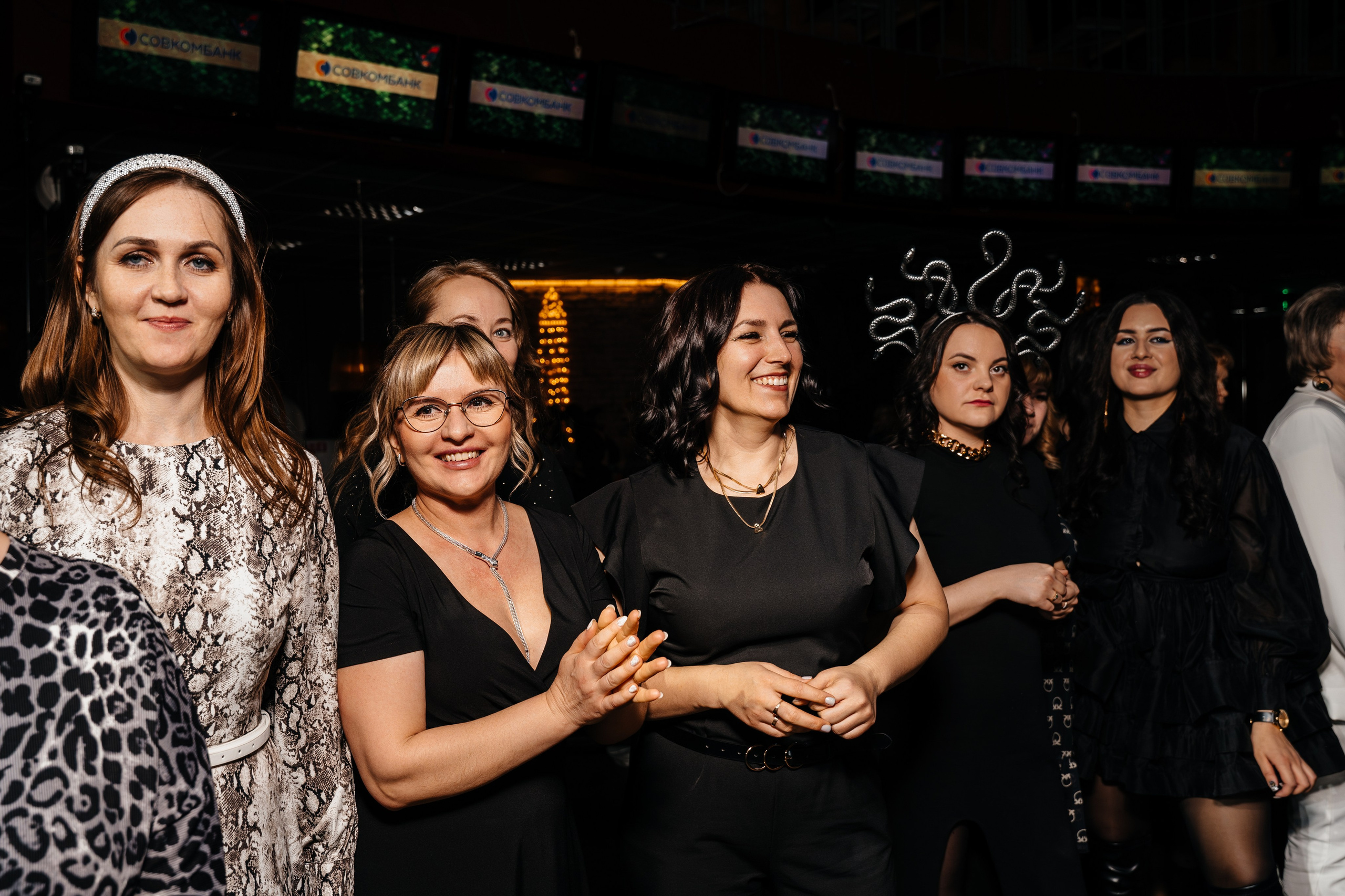 Корпоратив «СОВКОМБАНК». Свадебный фотограф Барнаул Алексей Павлов