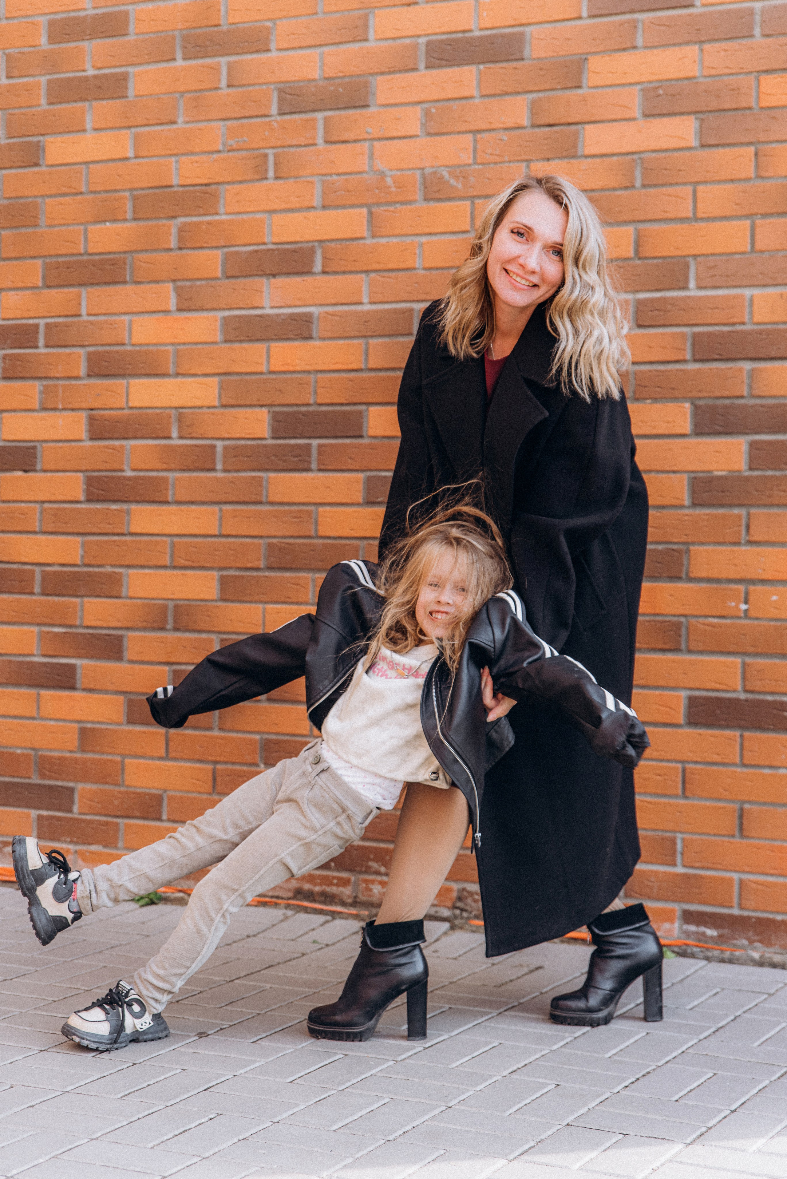 Маша и Ева. Ольга Козлова фотограф Волгоград olkiny-fotki.ru