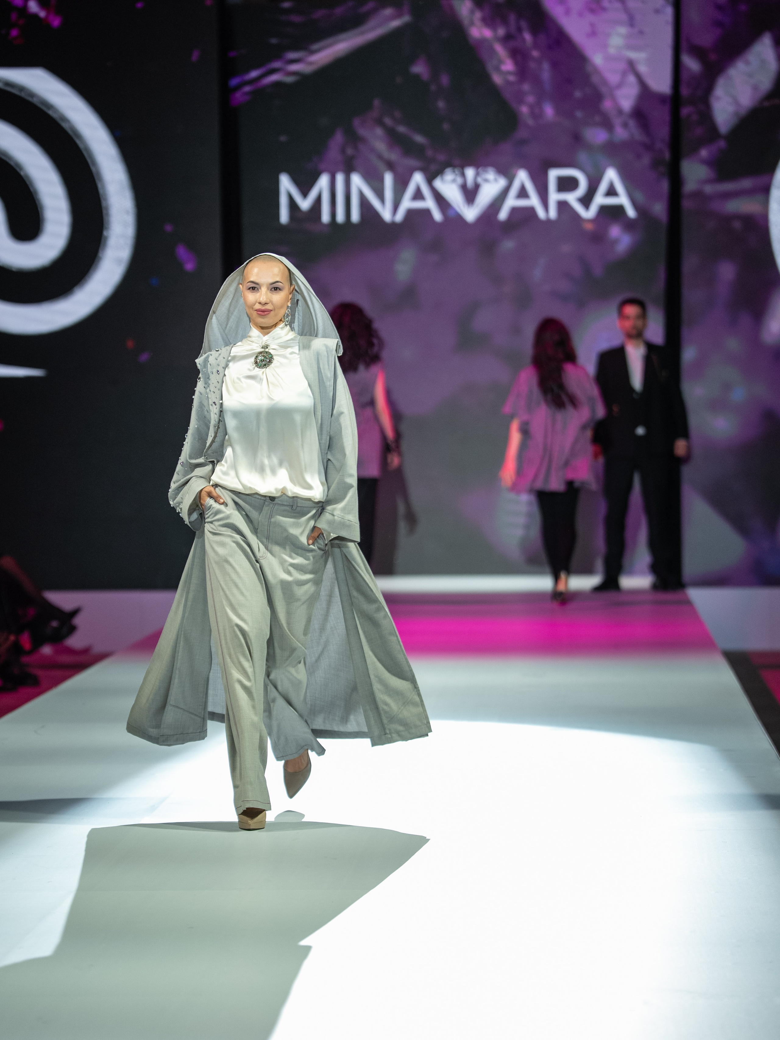 Eurasia Fashion Week Minavara. Сайт Алматинского НЮ АРТ, будуар и фэшн фотографа Дениса Карпенко