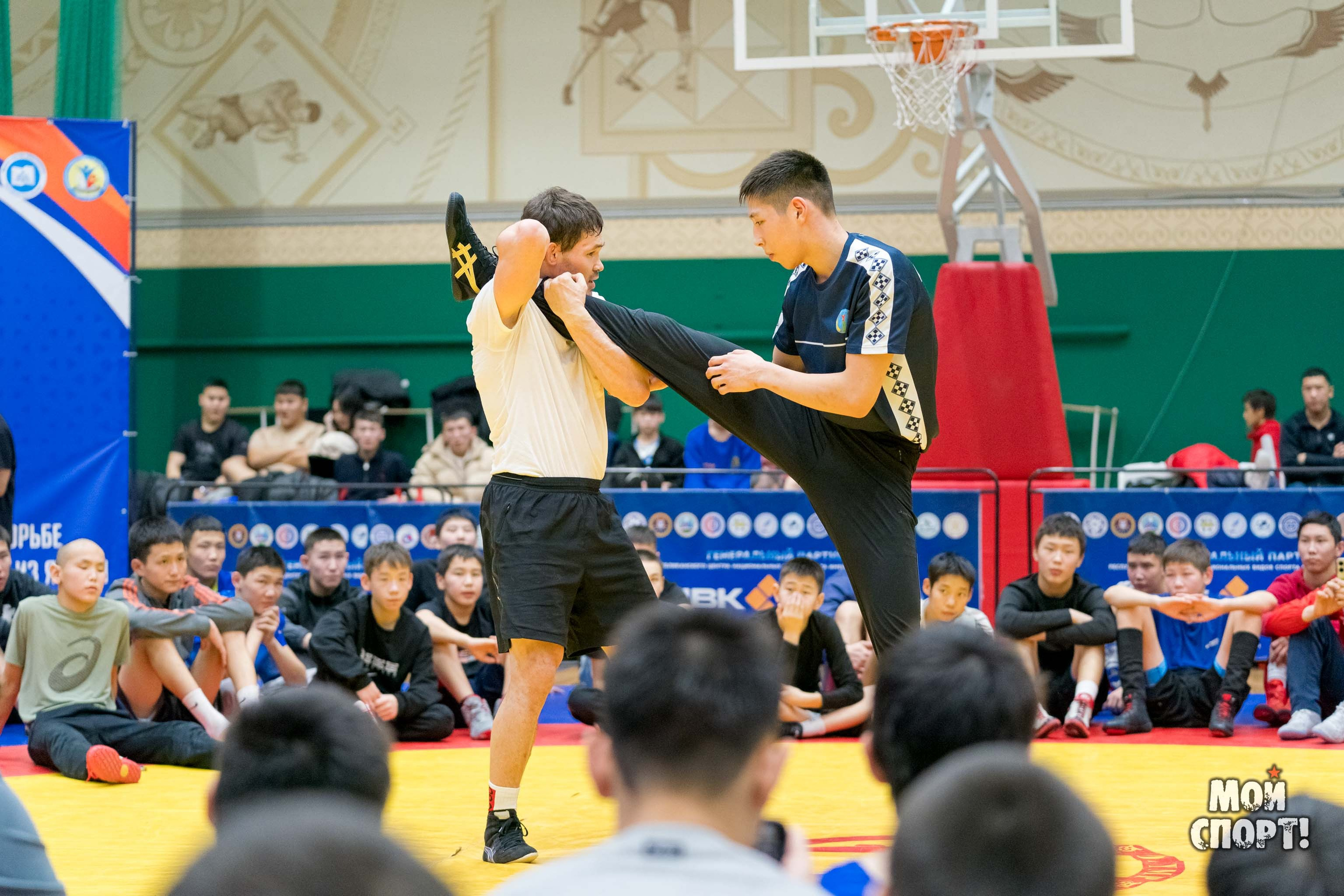 Первенство РС (Я) по греко-римской борьбе пам. Д. Г. Максимова. Студия «Мой Спорт!» — все о спорте в Якутии