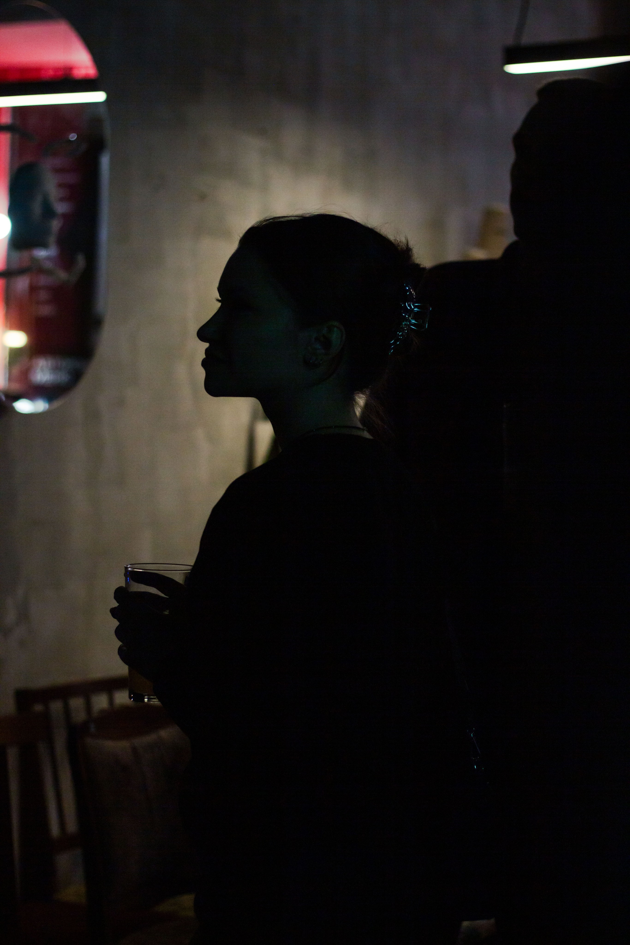 Бильярдная «Крученых» некрореализм. Юля Мурашова портретный и документальный фотограф