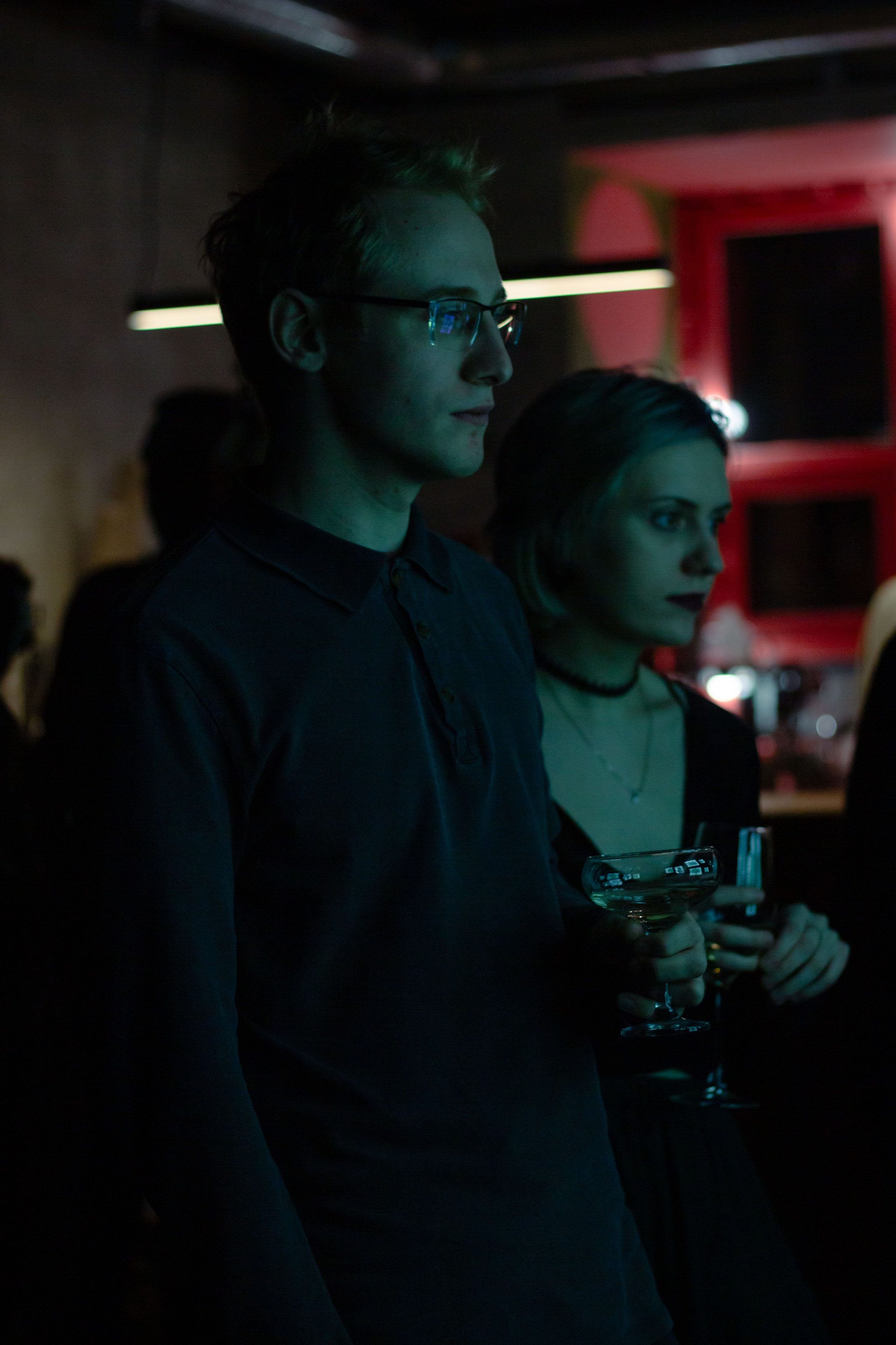 Бильярдная «Крученых» некрореализм. Юля Мурашова портретный и документальный фотограф