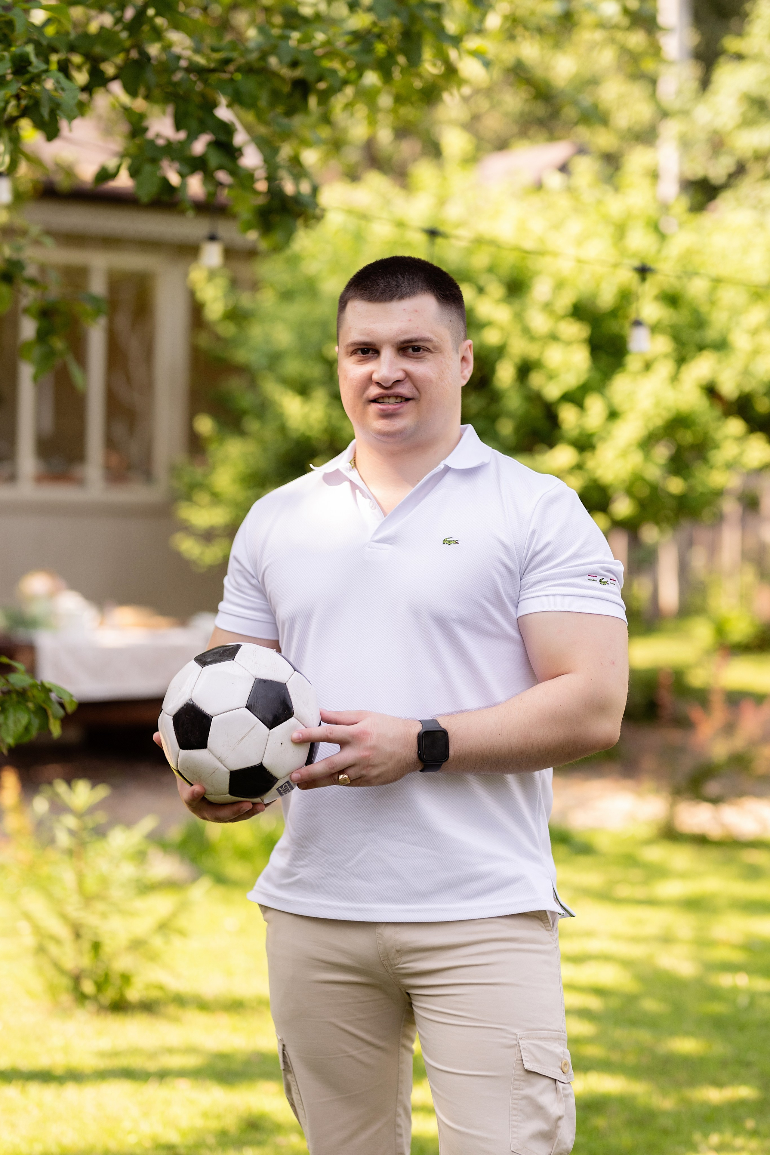 Семейная фотосессия на фотодаче в Купавне. Фотограф в Железнодорожном и Балашихе