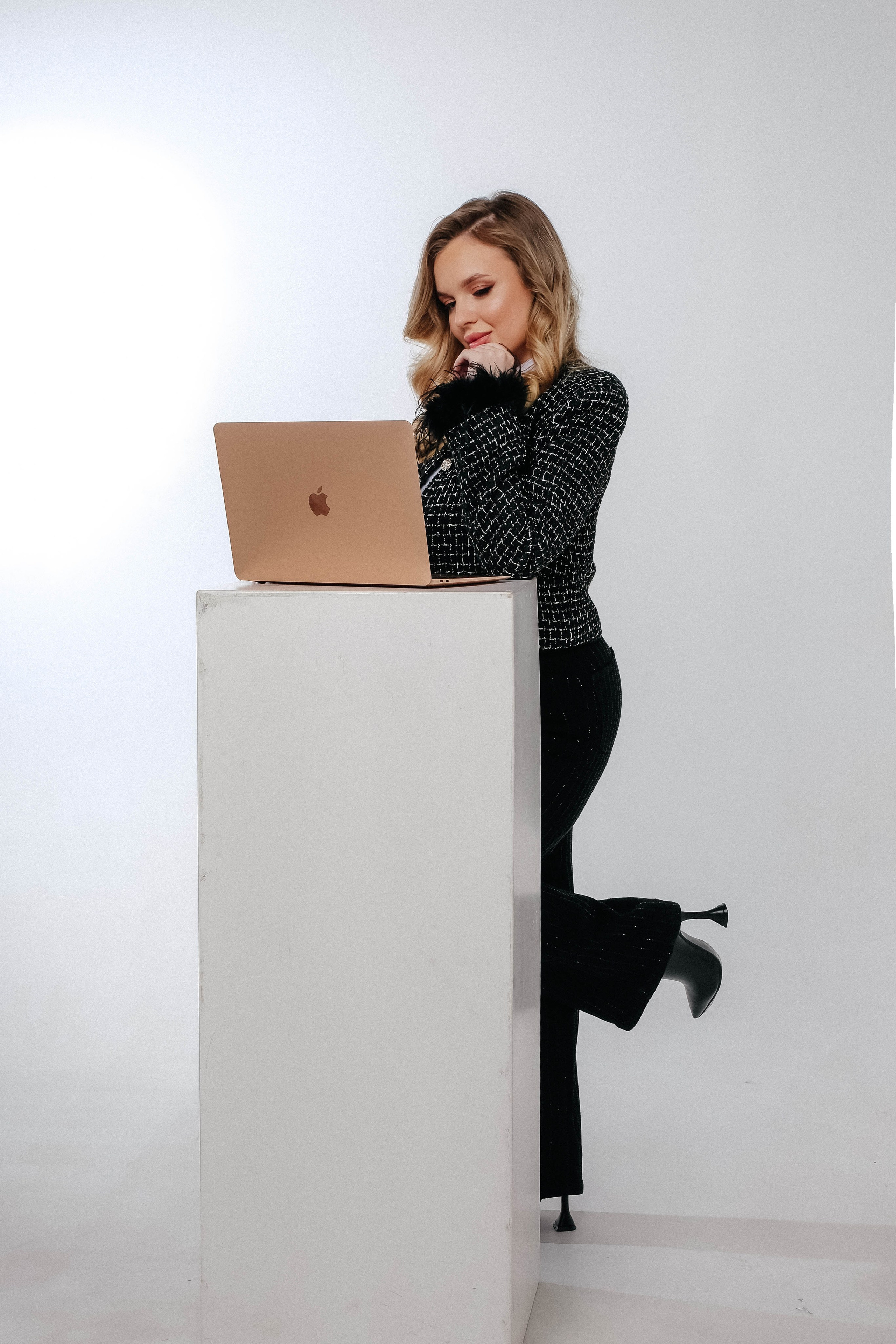 Продюсер врачей Ксения. Главная