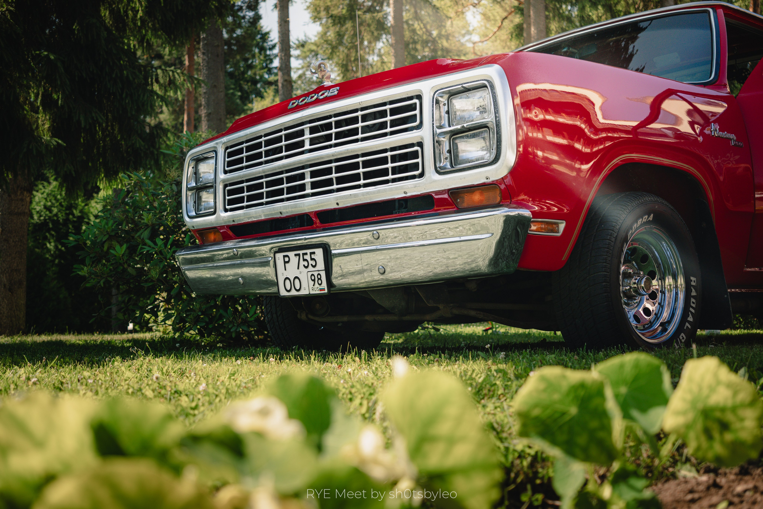 Масштабный летний фестиваль RYE Meet — встреча клуба любителей автомобилей старше 25-лет. Автомобильный фотограф Антон Цырулев