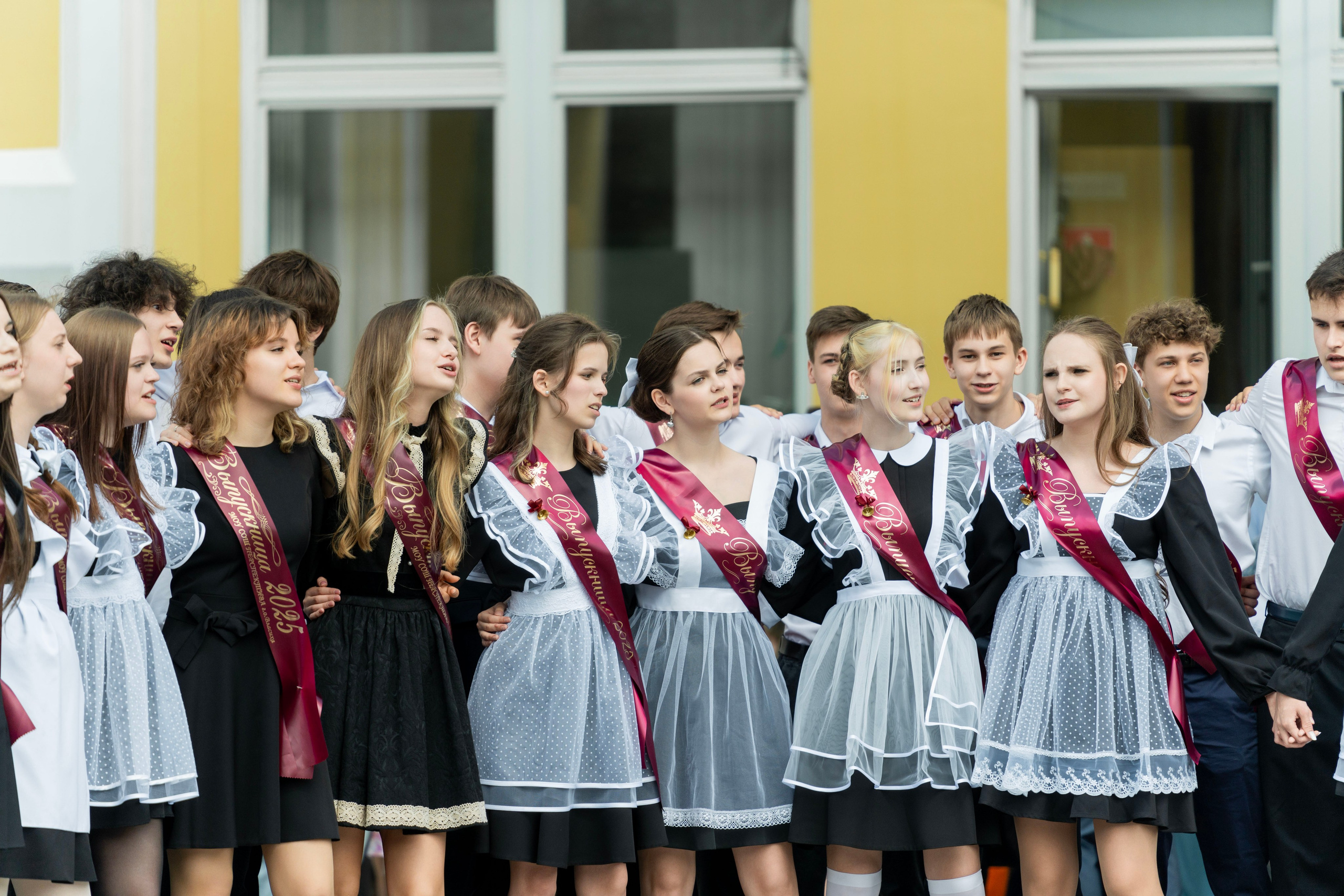 Выпукные 9 классы. Фотограф Юлия Попова