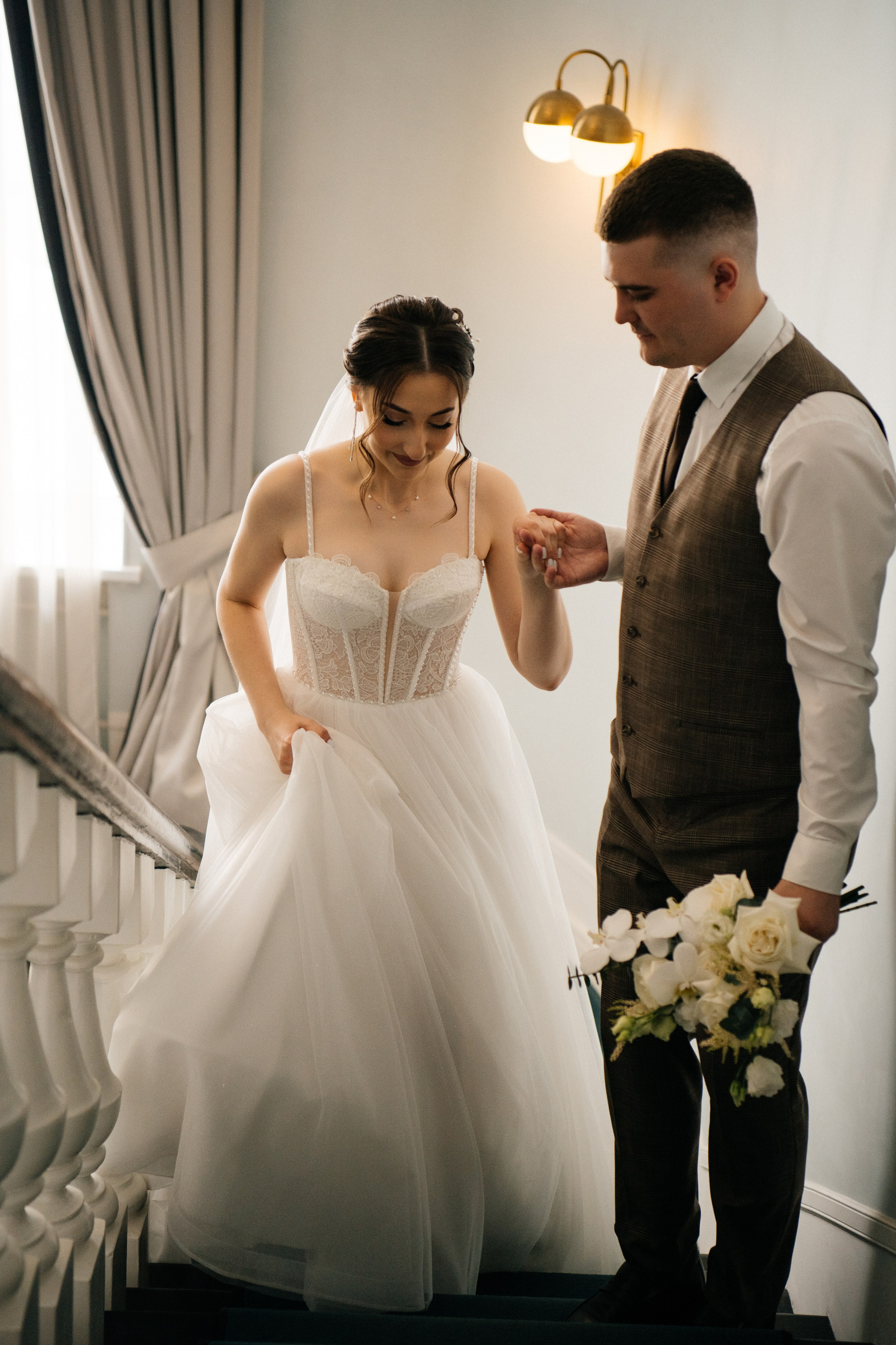 alt="Свадебная фотосессия в Барнауле. Свадебный фотограф Анна Глухова"