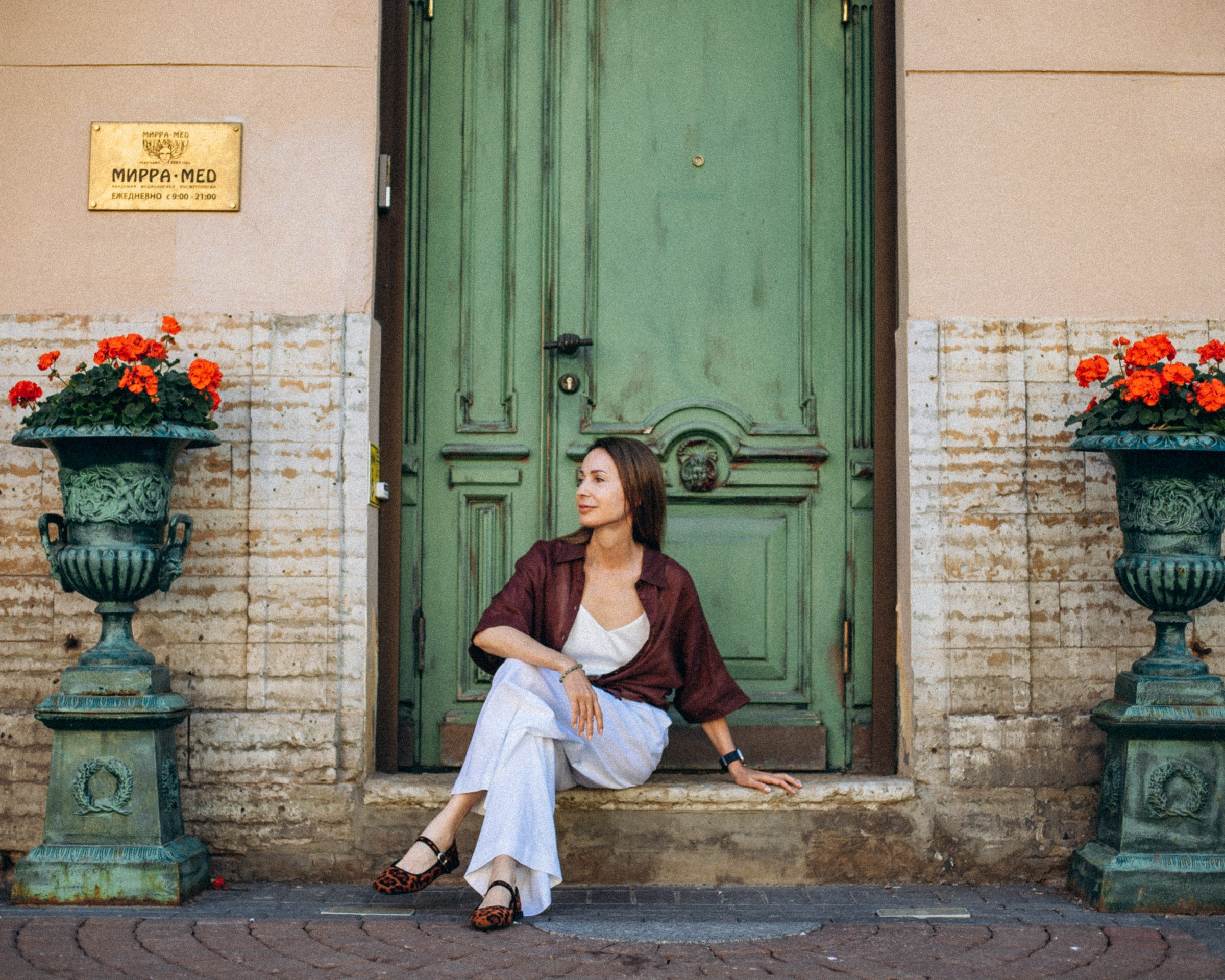 Татьяна в июне. Фотопрогулка в Петербурге. Индивидуальный и семейный фотограф в Санкт-Петербурге