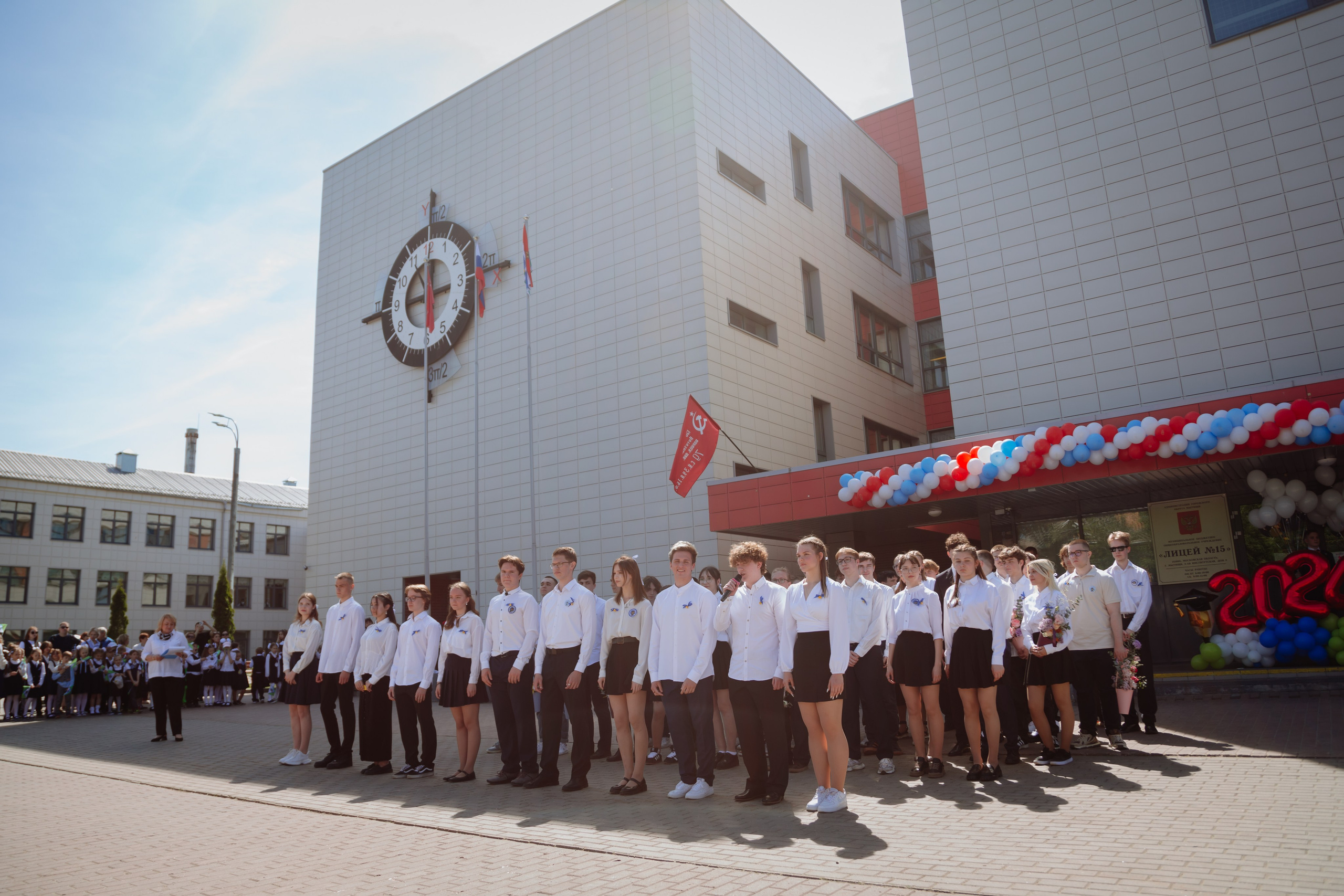 Последний звонок 2024 (2 часа фотосъемки). Профессиональный фотограф Надежда Антонова