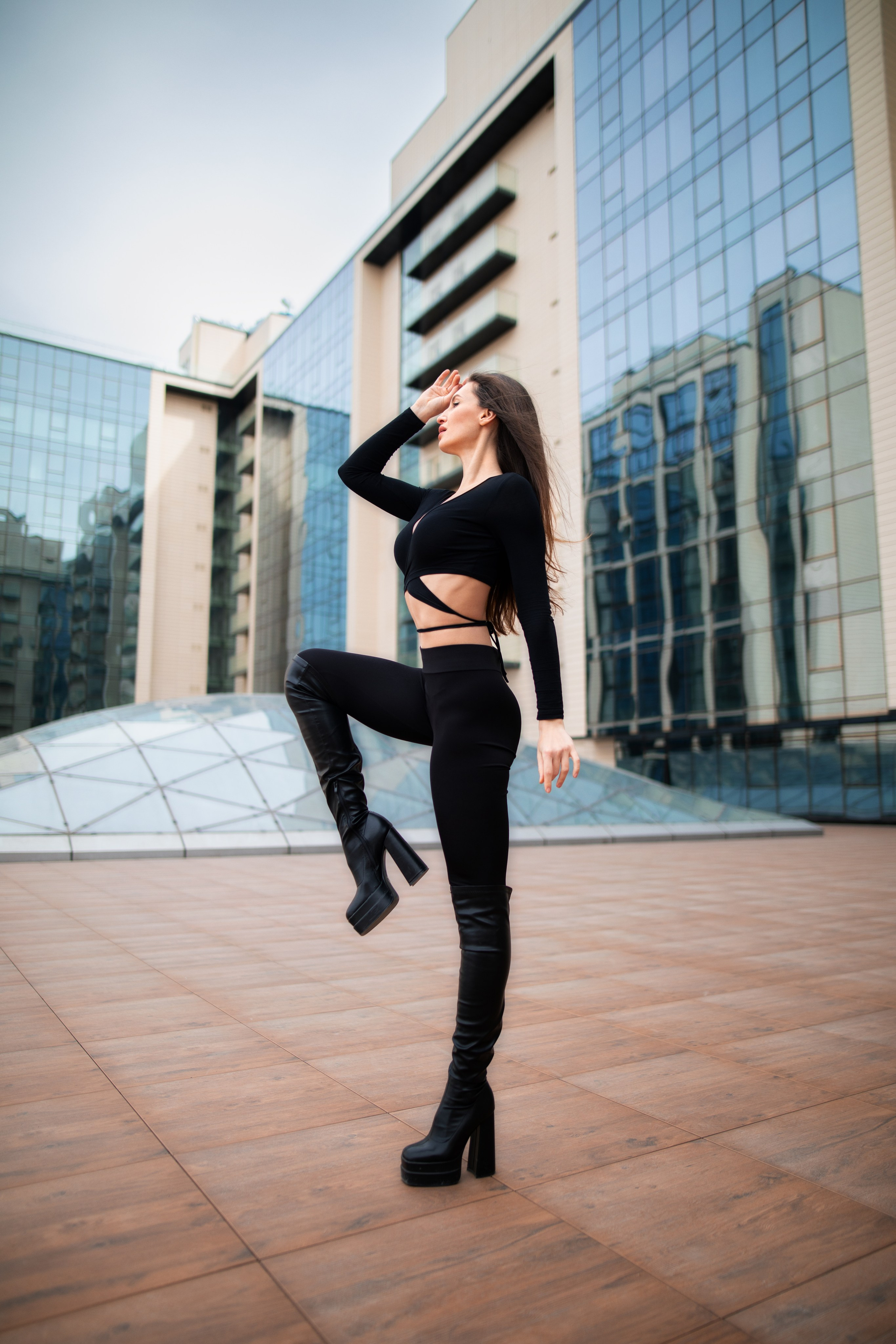 Фотосет с Викторией на крыше бизнес-центра в формате для «себя»