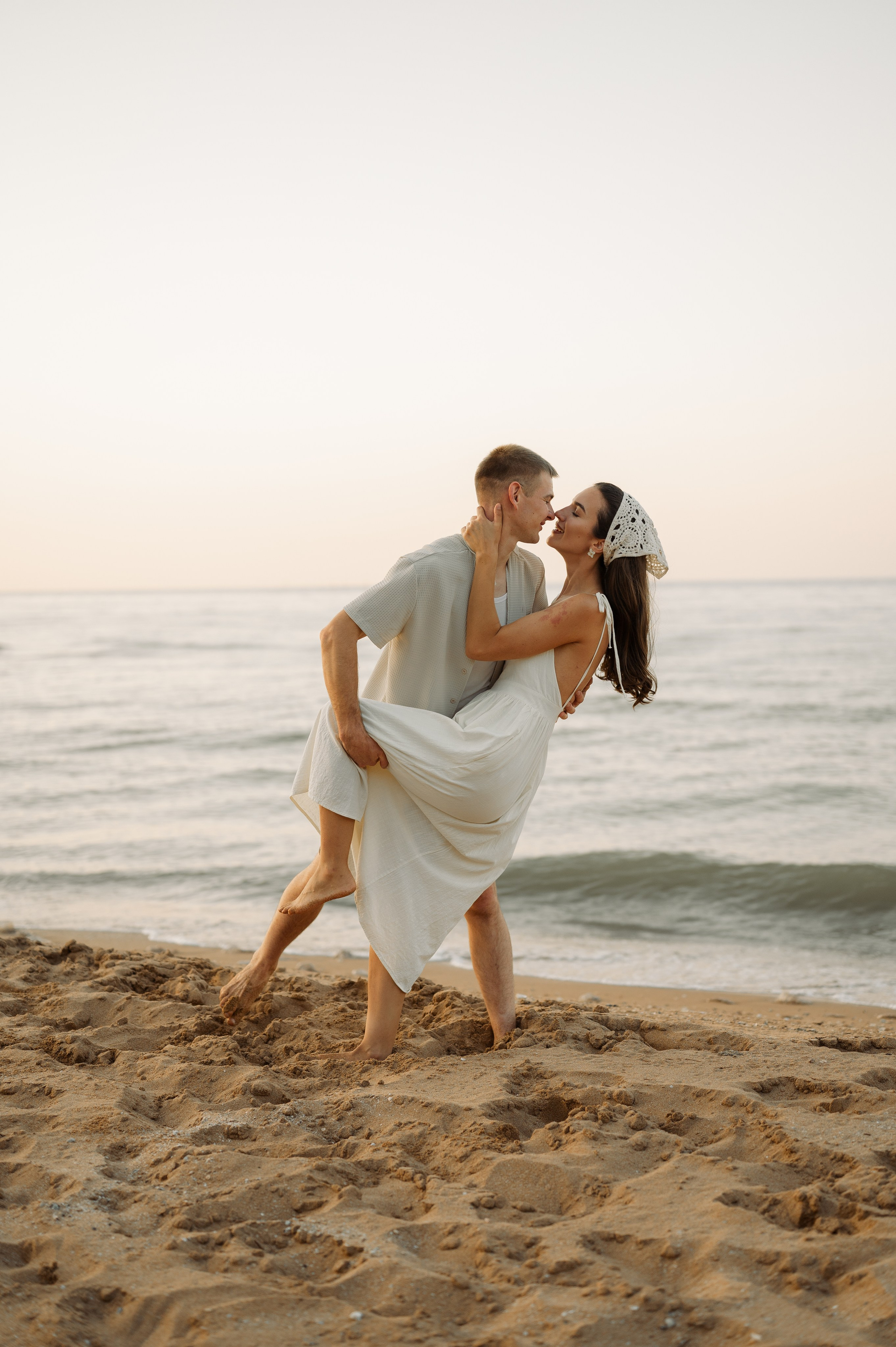Предсвадебная съёмка на море🌊. Свадебный и семейный фотограф в Краснодаре Алина Мельник