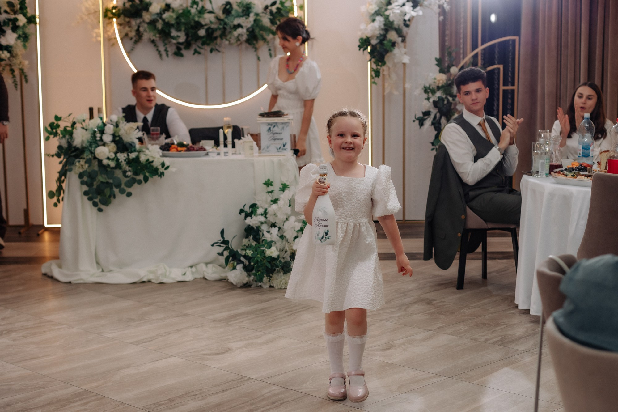 Кирилл и Карина. Свадебный и портретный фотограф в Омске Антон Карев