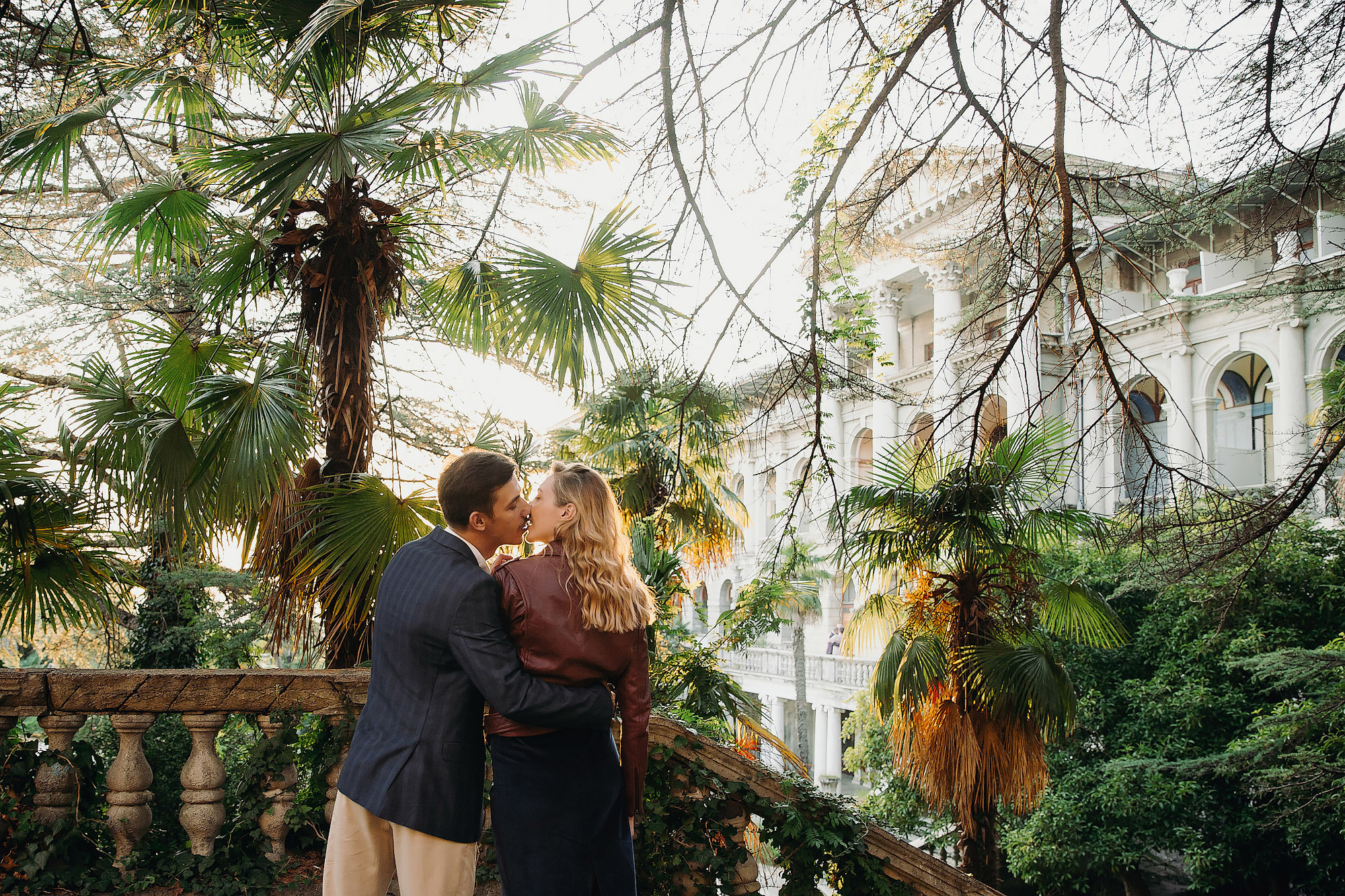 Love-story в солнечном Сочи. Андрей Сухинин репортажный свадебный фотограф Санкт-Петербург