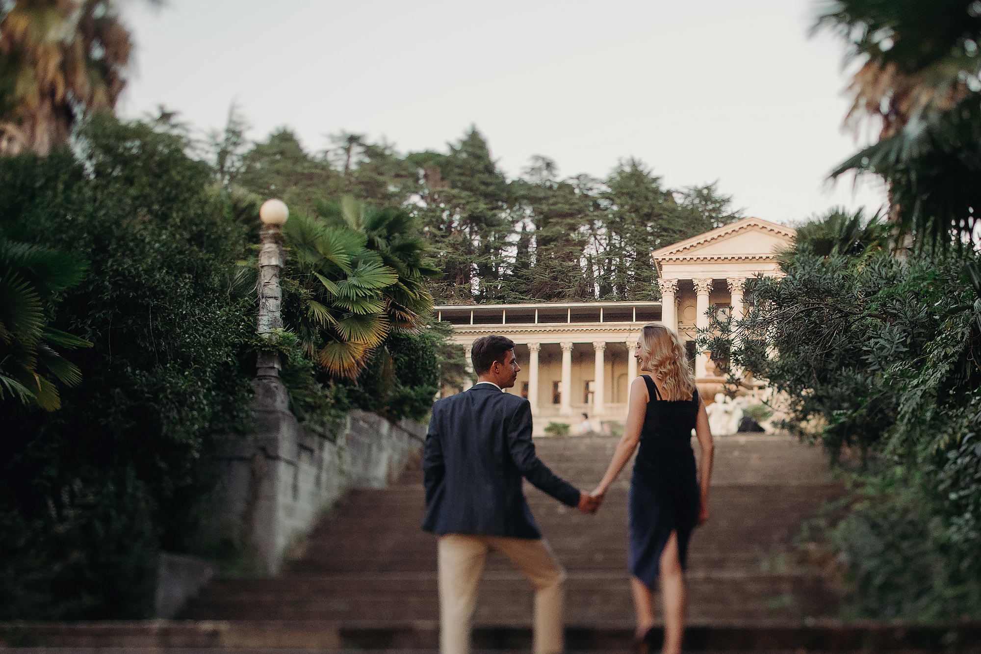 Love-story в солнечном Сочи. Андрей Сухинин репортажный свадебный фотограф Санкт-Петербург