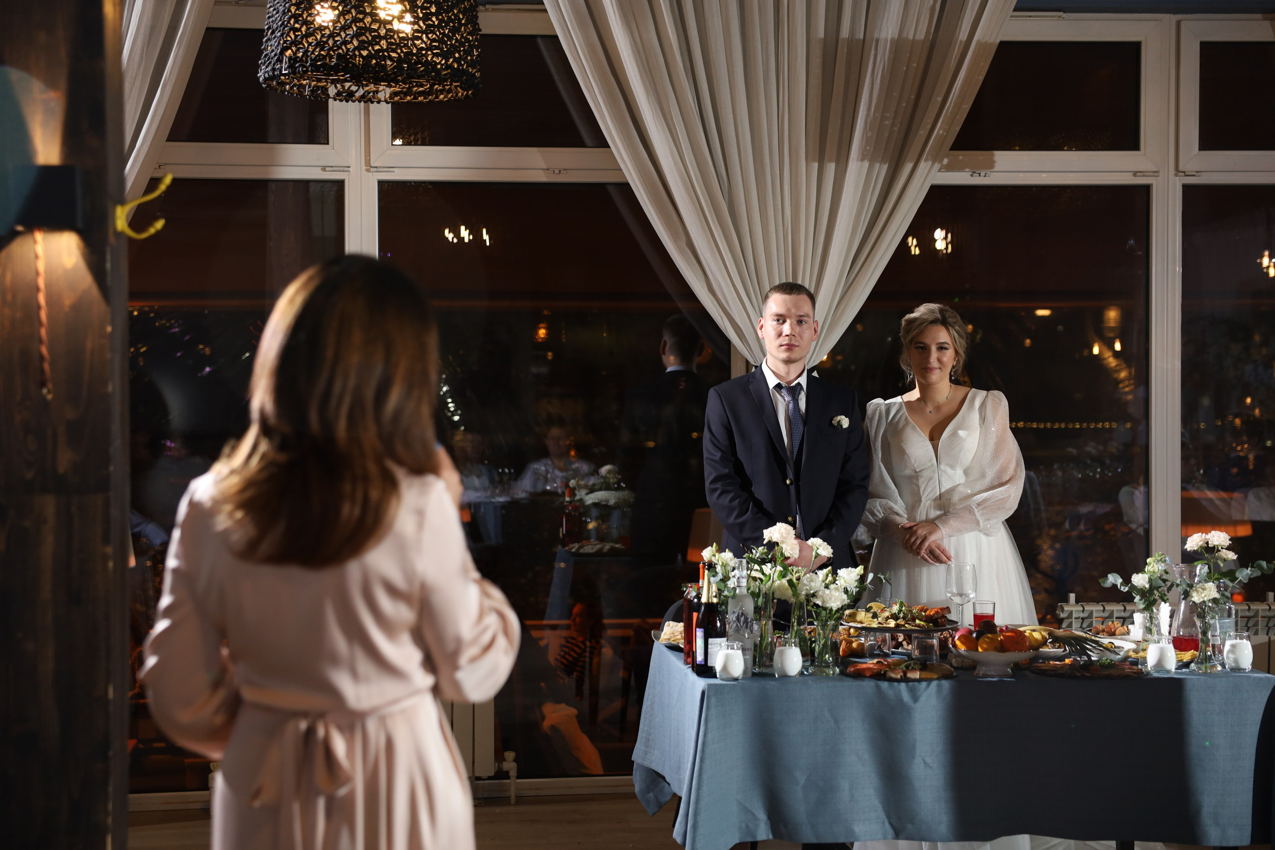 𝒜𝓇𝓉𝑒𝓂 & 𝐿𝓎𝓊𝓈𝓎𝒶 (𝓇𝑒𝓈𝓉𝒶𝓊𝓇𝒶𝓃𝓉). 𝑀𝑜𝓈𝒸𝑜𝓌. Свадебный фотограф в Санкт-Петербурге