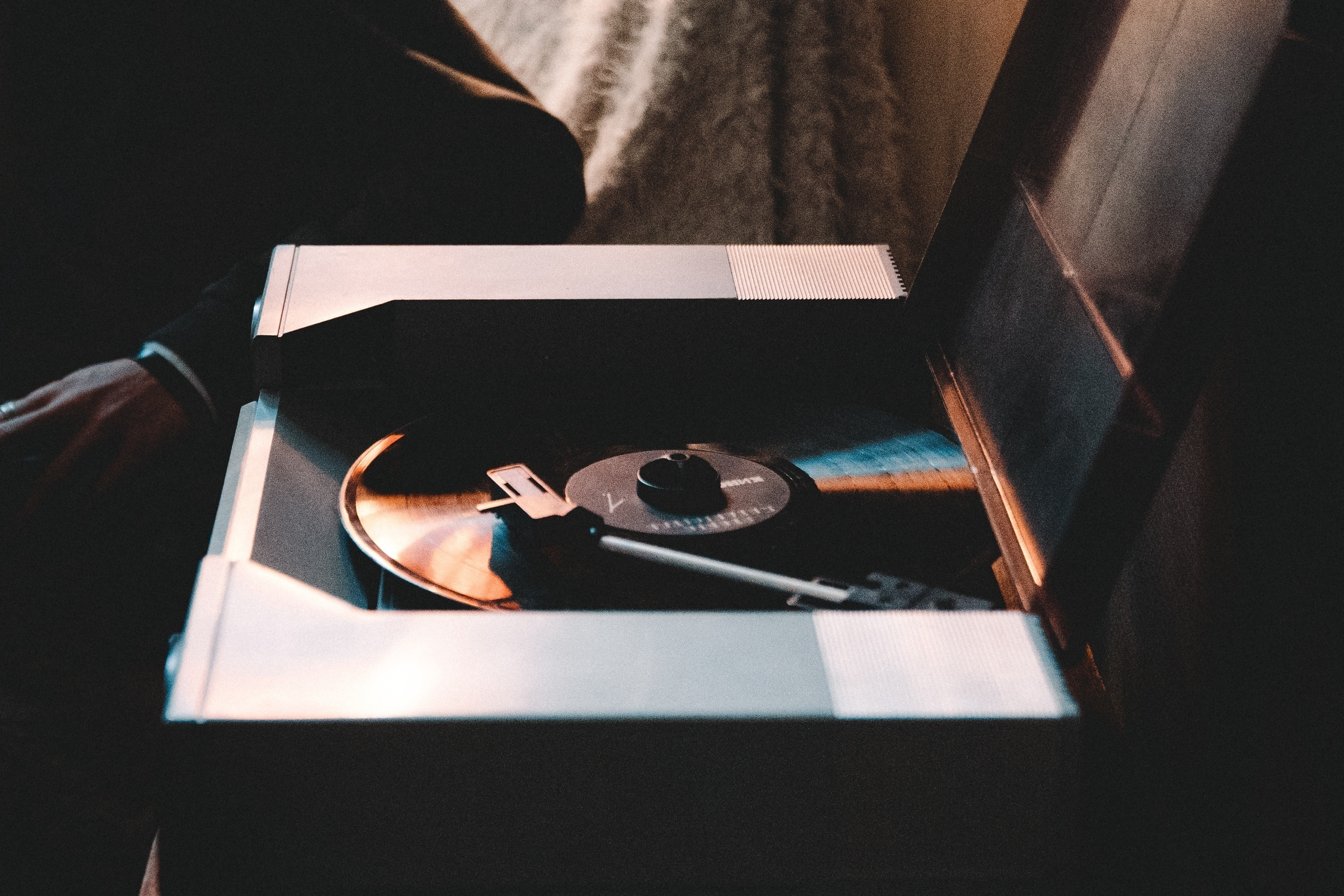 07.09 | Осторожно, двери открываются. Репортажный фотограф Света Асадчая