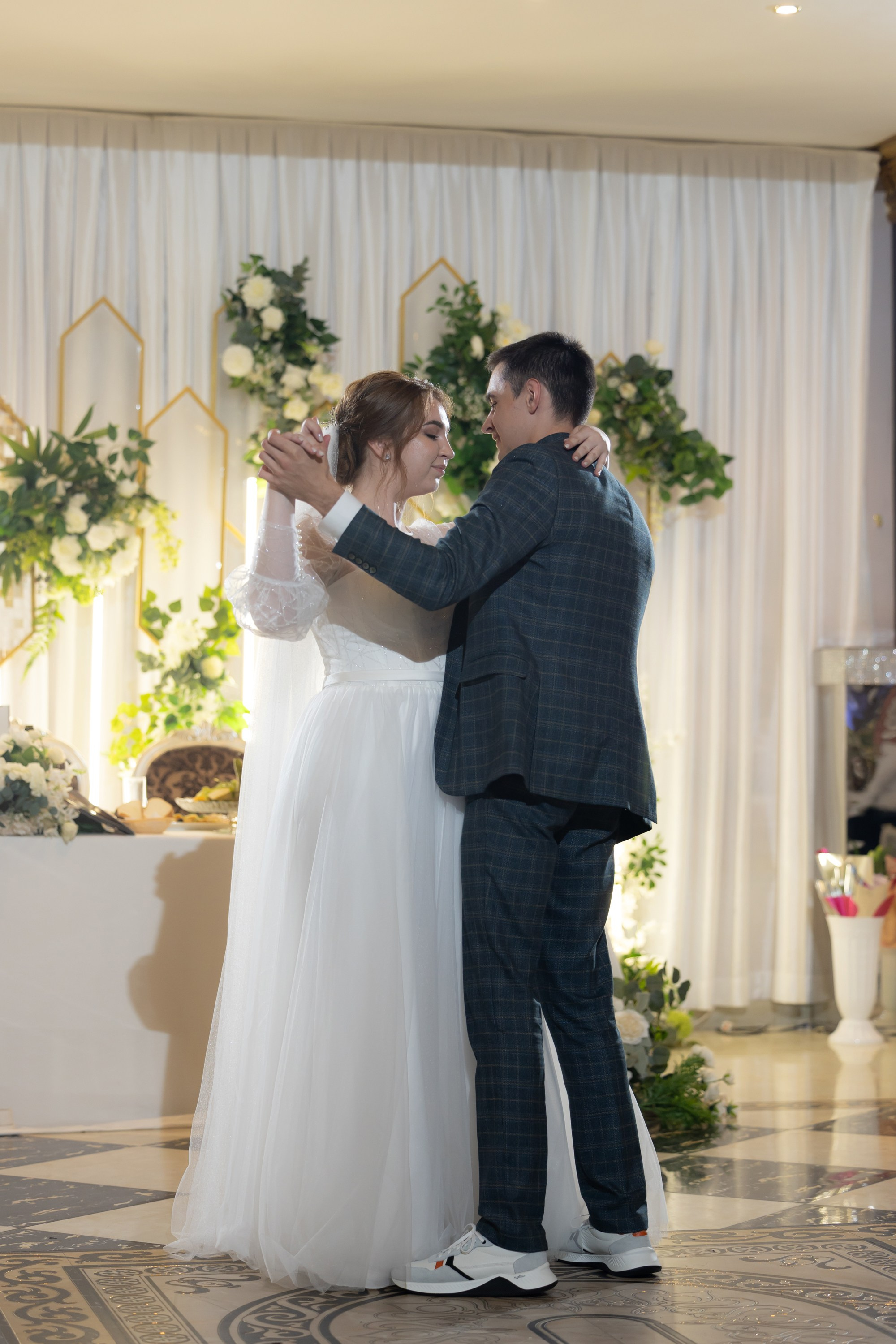 Gregory & Julia. Фотограф свадебный, репортажный, индивидуальный, фото для маркетплейсов, брендов, автосалонов