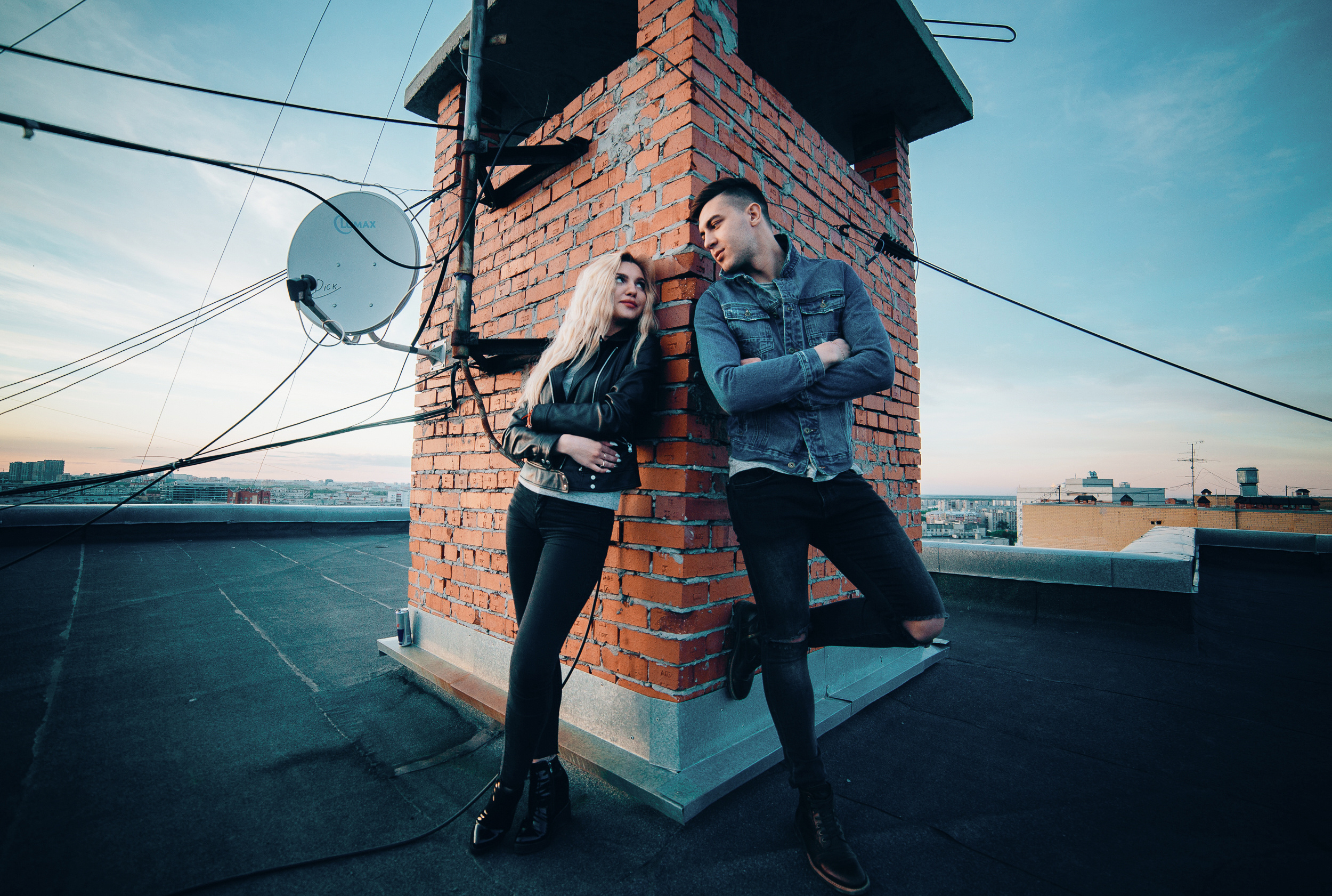 На крыше. Иван Март Свадебный и портретный фотограф Тюмень
