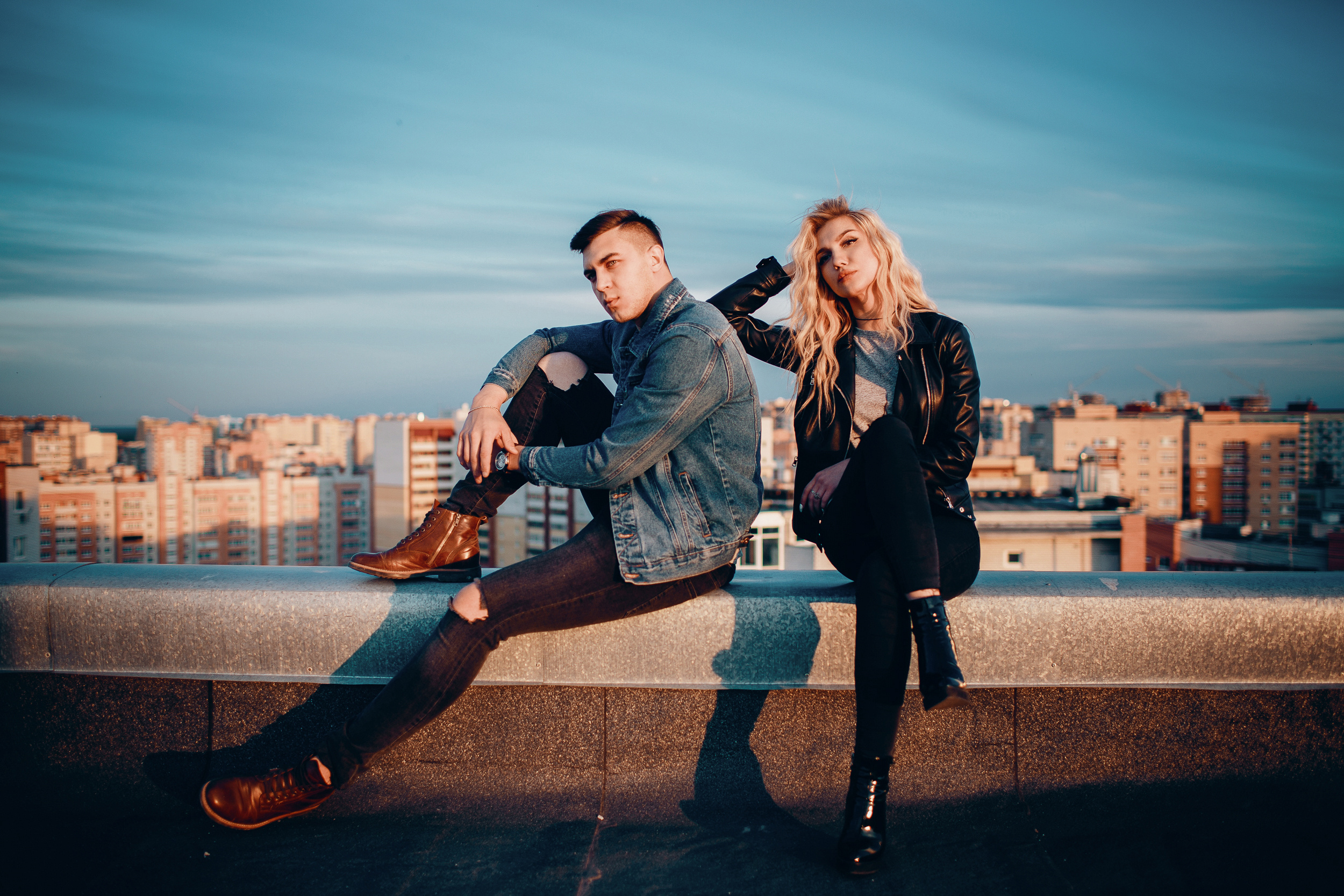 На крыше. Иван Март Свадебный и портретный фотограф Тюмень