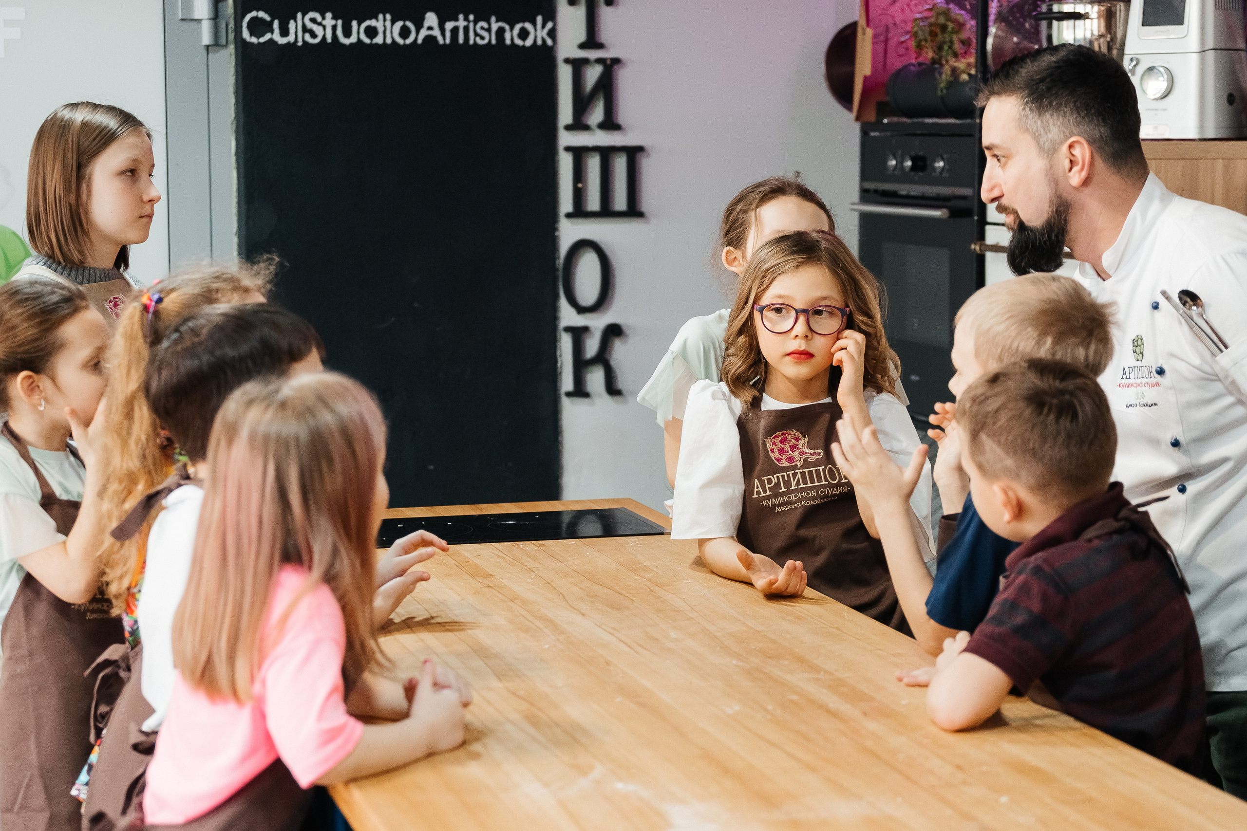 Детский мастер-класс в «АРТиШОК». Фотограф Кемерово | Сергей