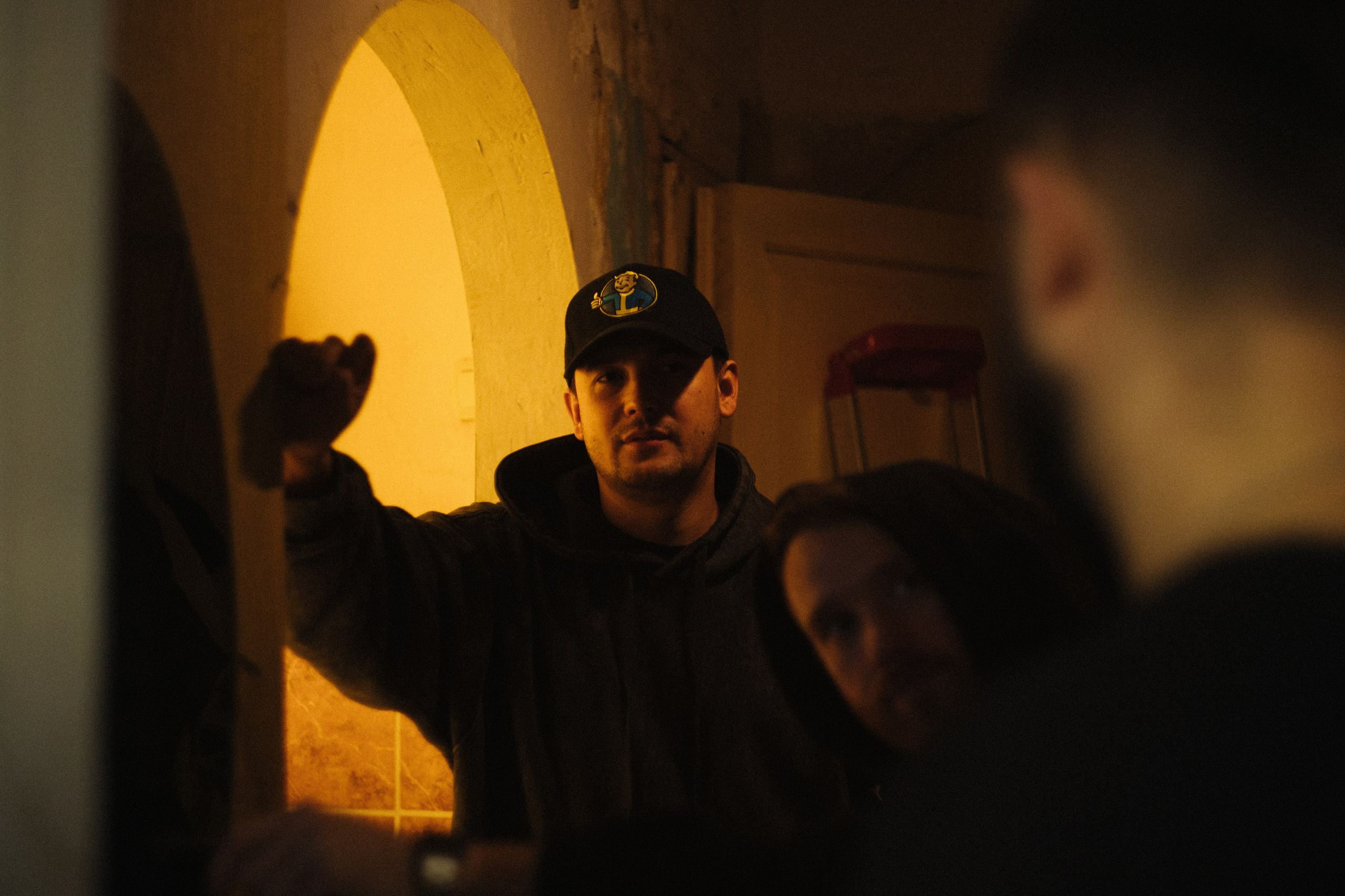 Бэкстеджи. Фотограф Егор Огородов