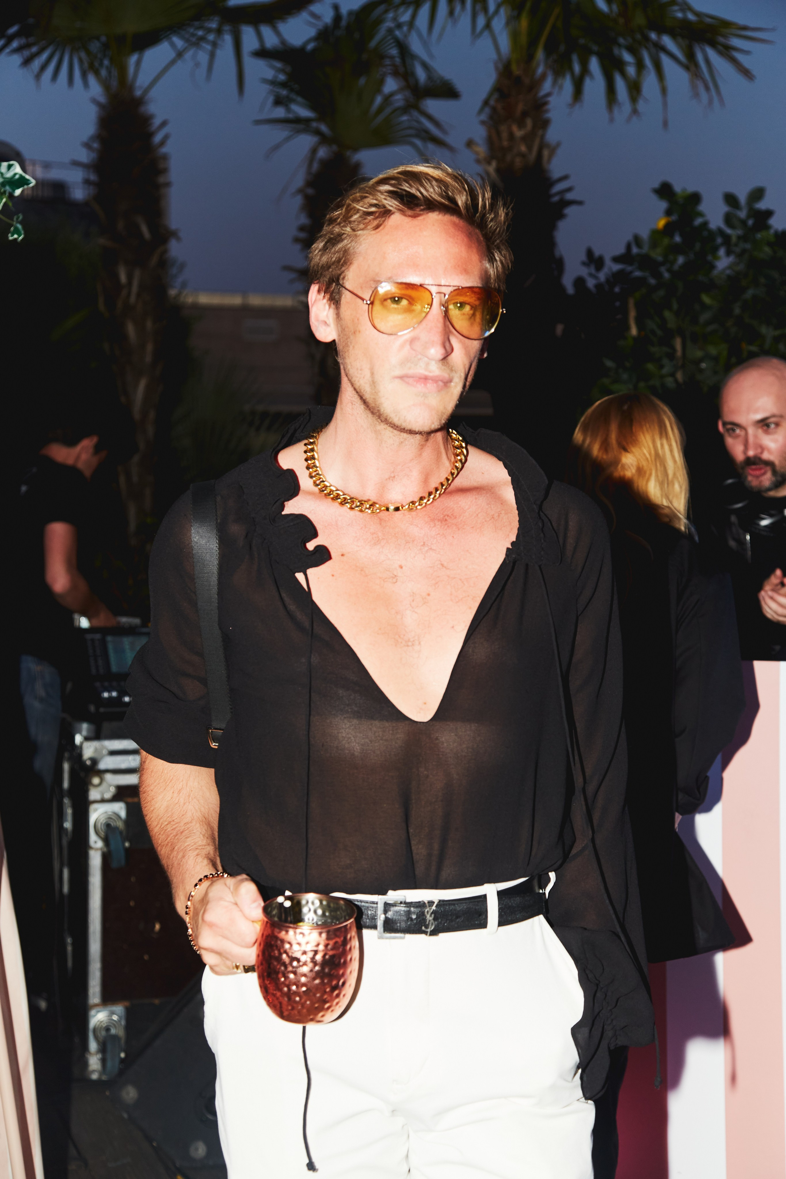 FEVER FRIENDS PARIS PARTY. Photographer Daria Ilkevich