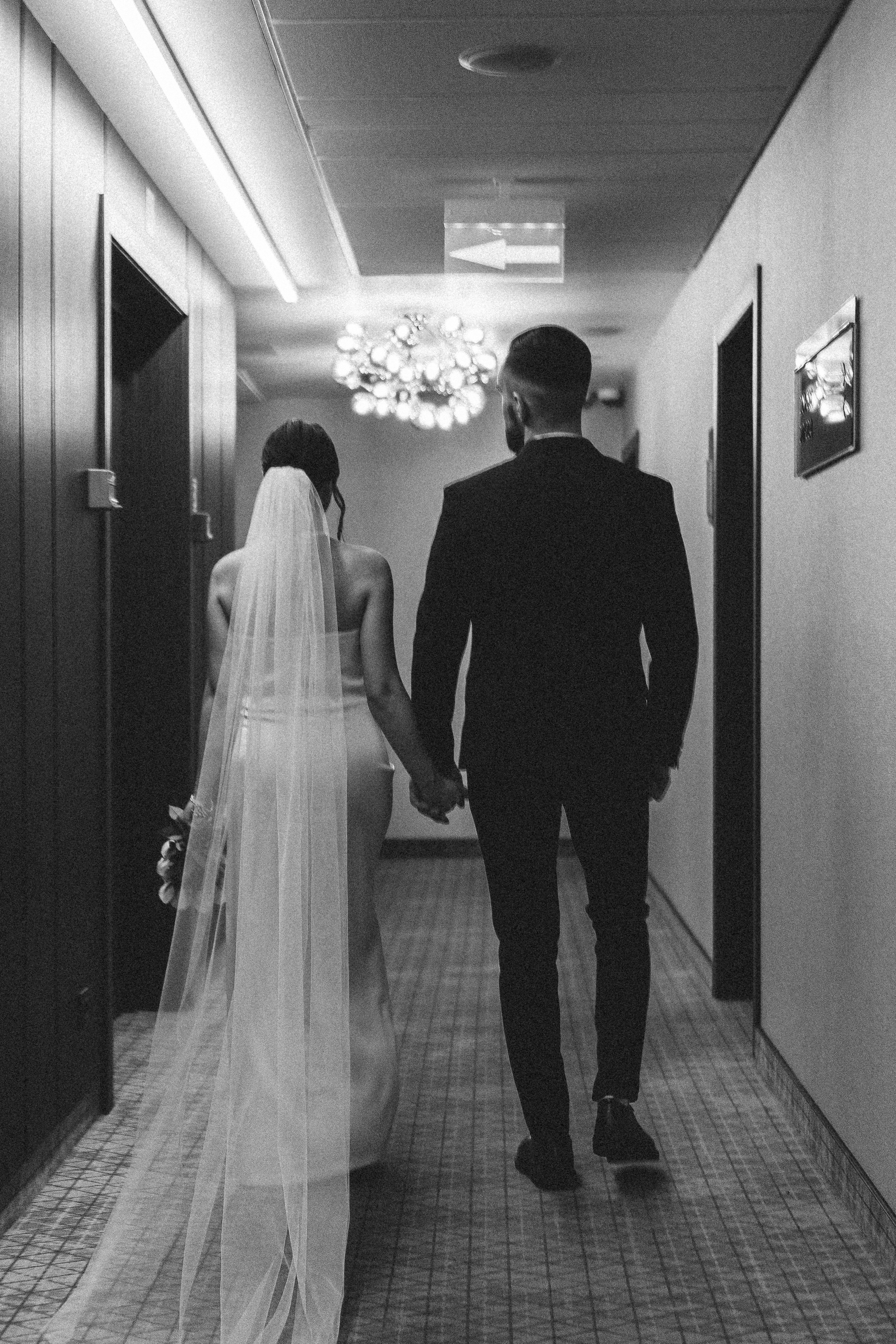 СВАДЕБНАЯ СЬЕМКА СБОРОВ ЖЕНИХА И НЕВЕСТЫ В ОТЕЛЕ И ТАКЖЕ ФОТОСЕССИИЯ В ОТЕЛЕЕ МЕГАПОЛИС БРЯНСК. Профессиональный фотограф, Санкт-Петербург — Виктория Богомолова