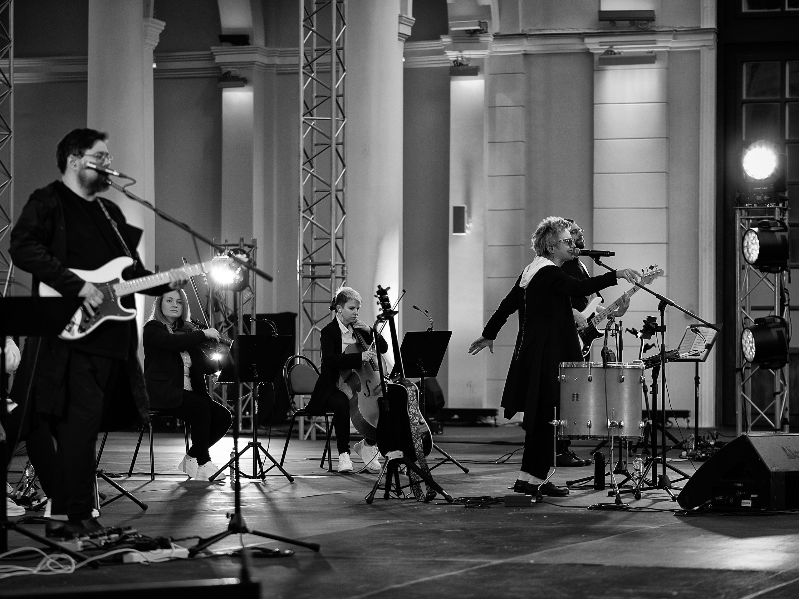 Светлана Сурганова и Оркестр фото