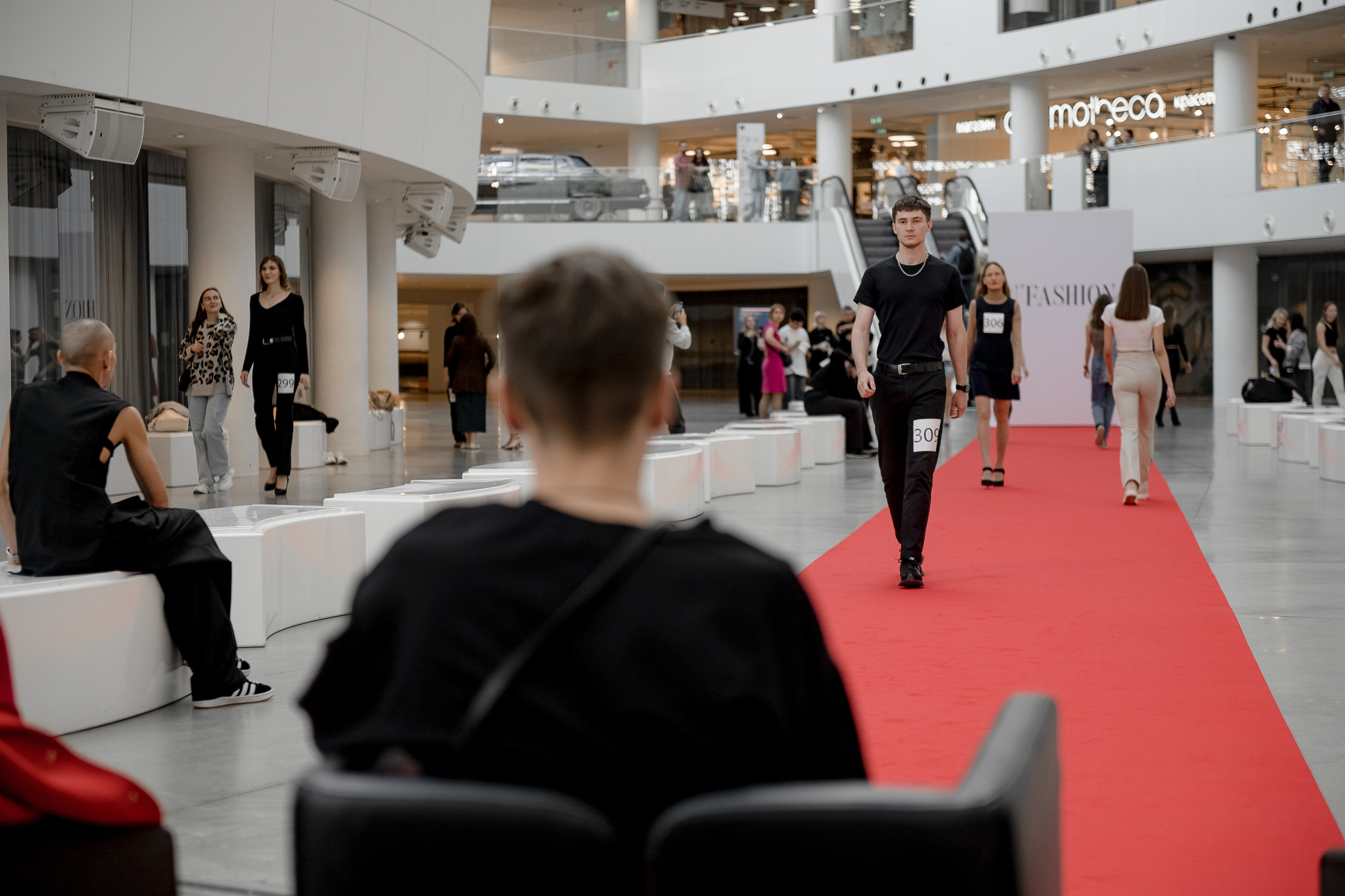 U'Fashion. Фотограф Антон Малыхин