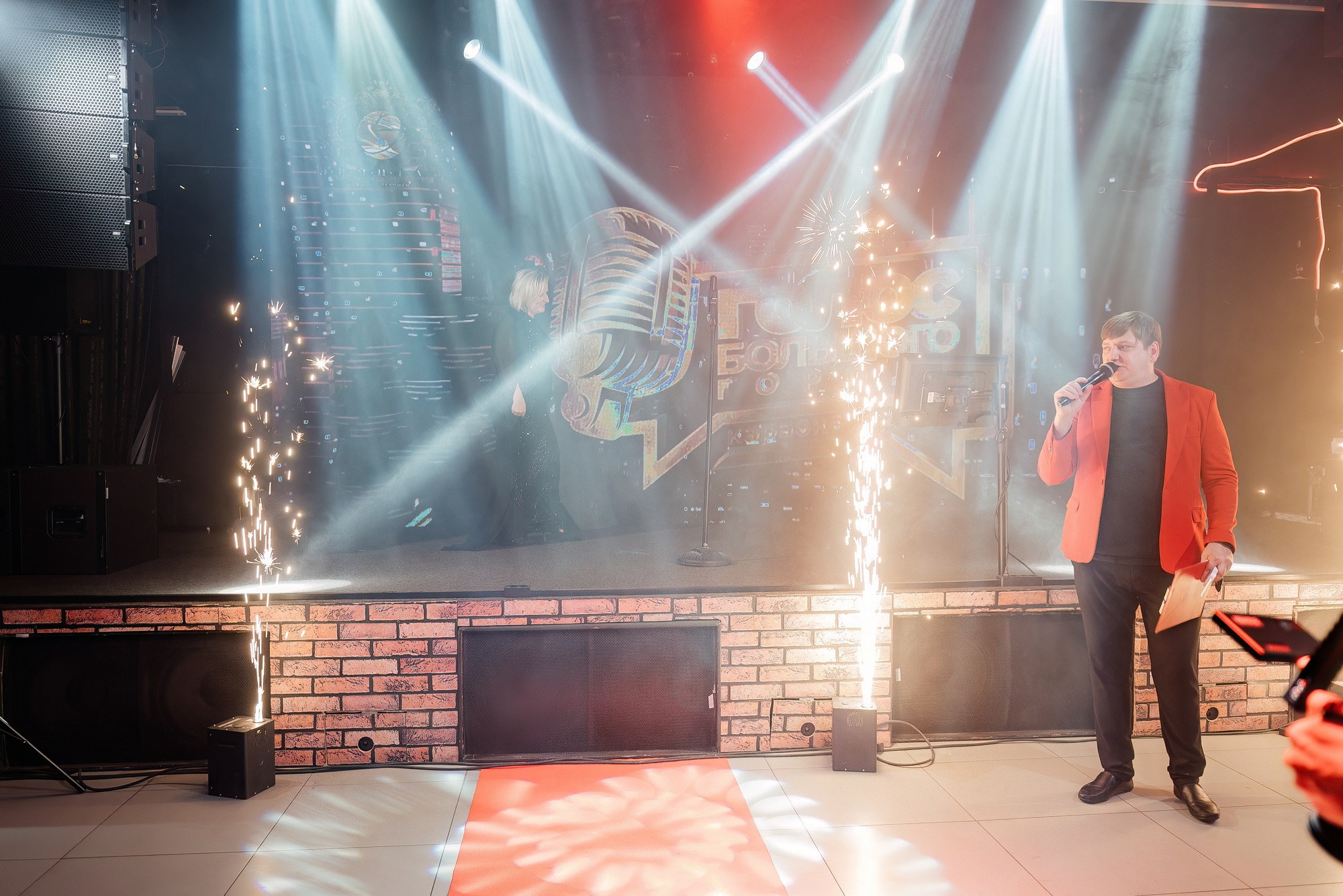 Караоке-проект «Голос большого города». Свадебный и репортажный фотограф Никита Сницарев в Барнауле