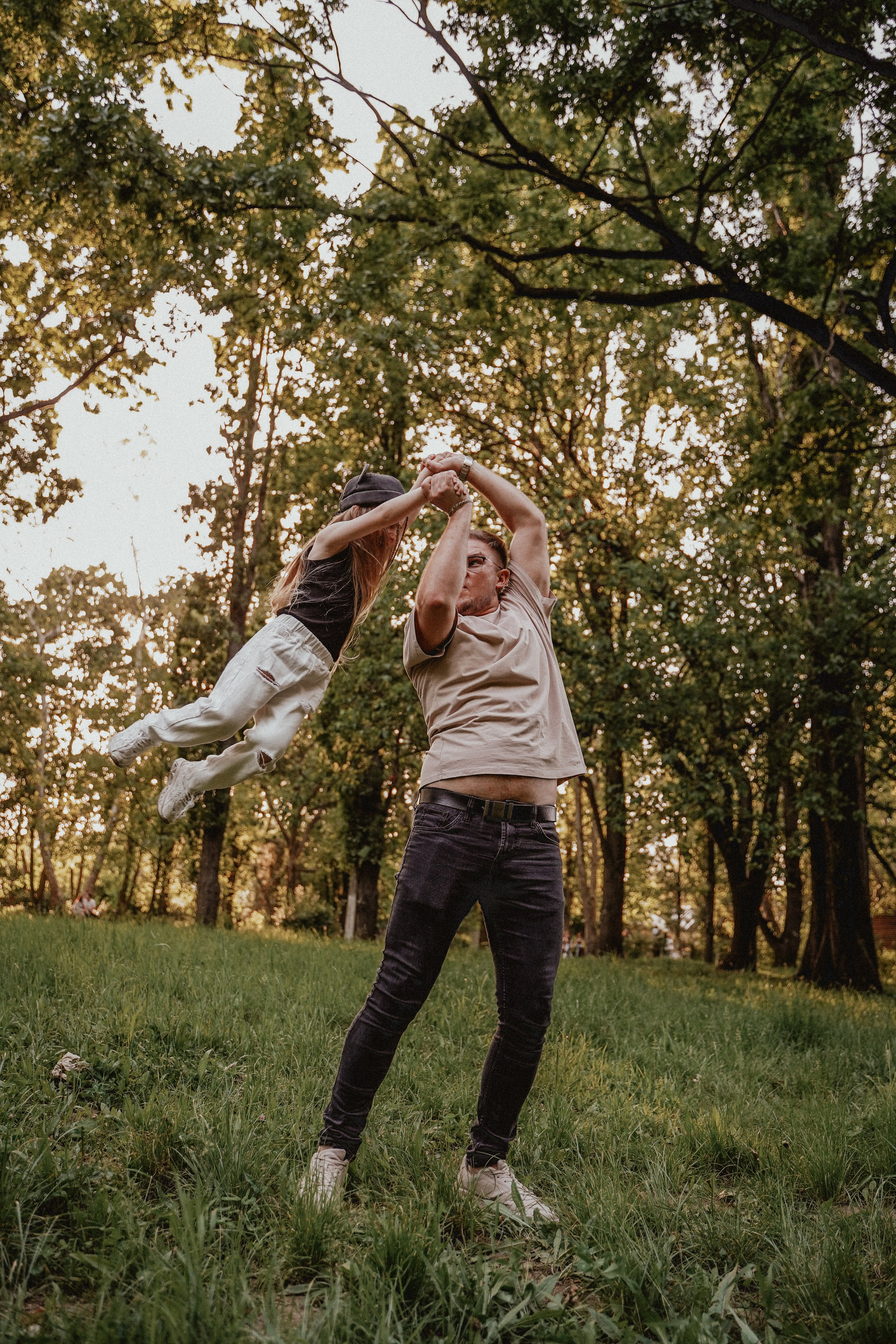 Семейная фотосессия со скейтом и самокатом. Семейный и женский фотограф в Краснодаре Анастасия Приймак