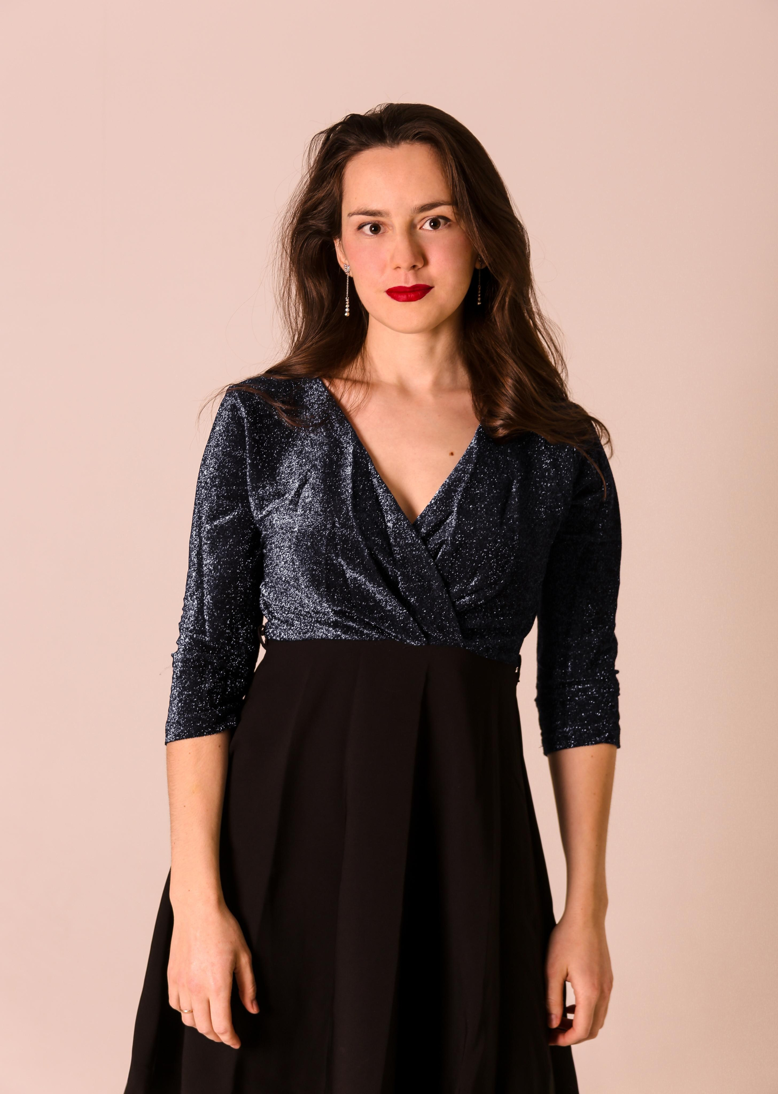 Даша в студии. Фотограф Пермь. Фотосессия в фотостудии Перми и на свежем воздухе