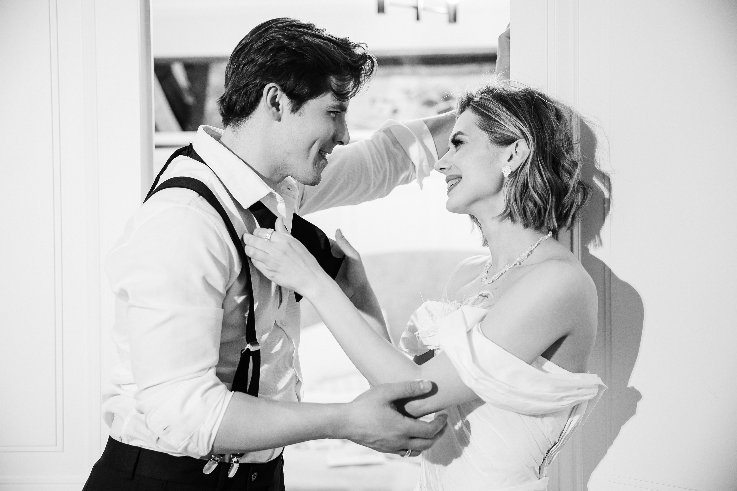 Утро жениха и невесты в отеле. Свадебный и семейный фотограф в Москве Красинская Мария