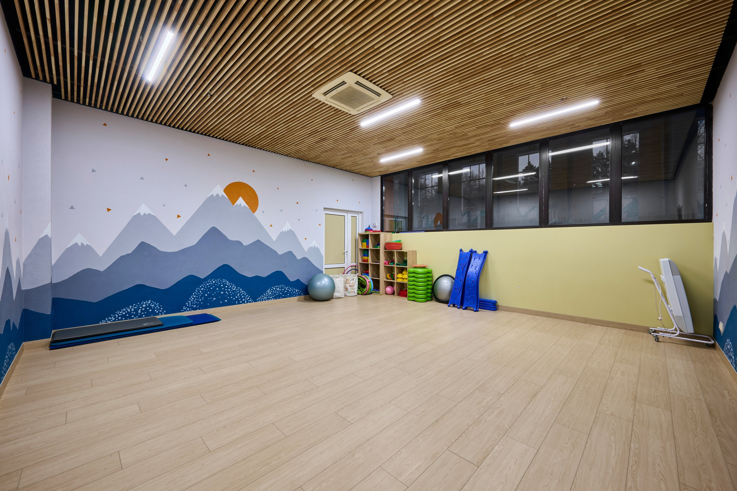 Интерьерная съемка фитнес цента WeGym Кутузовский. Спортивный фитнес фотограф-видеограф Алексей Нестеров