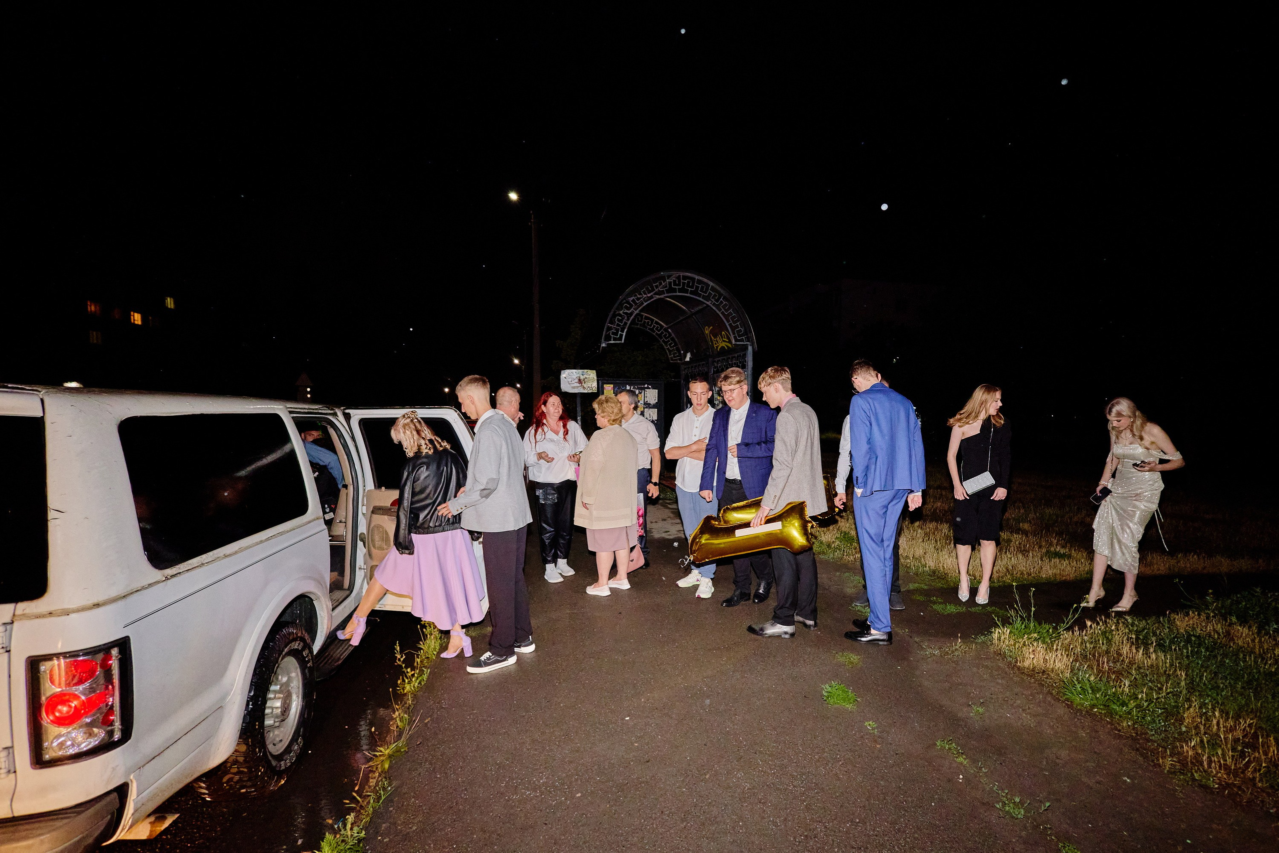 Выпускной 35 Сош. Фотограф Выпускные альбомы Таганрог Сергей Коробченко