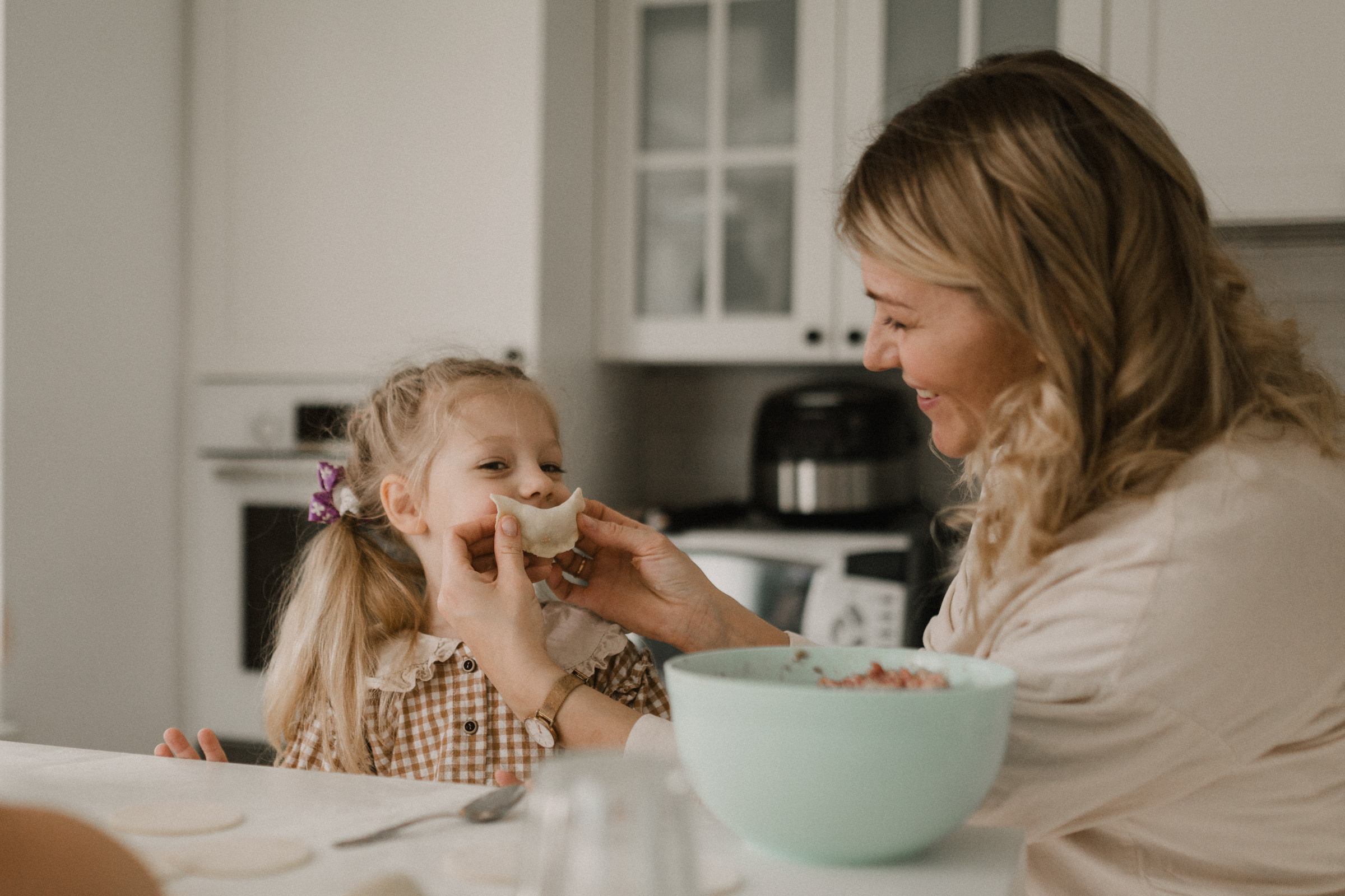 «В том же месте, в то же время». Свадебный и семейный фотограф в Калининграде Ольга Мешечкова