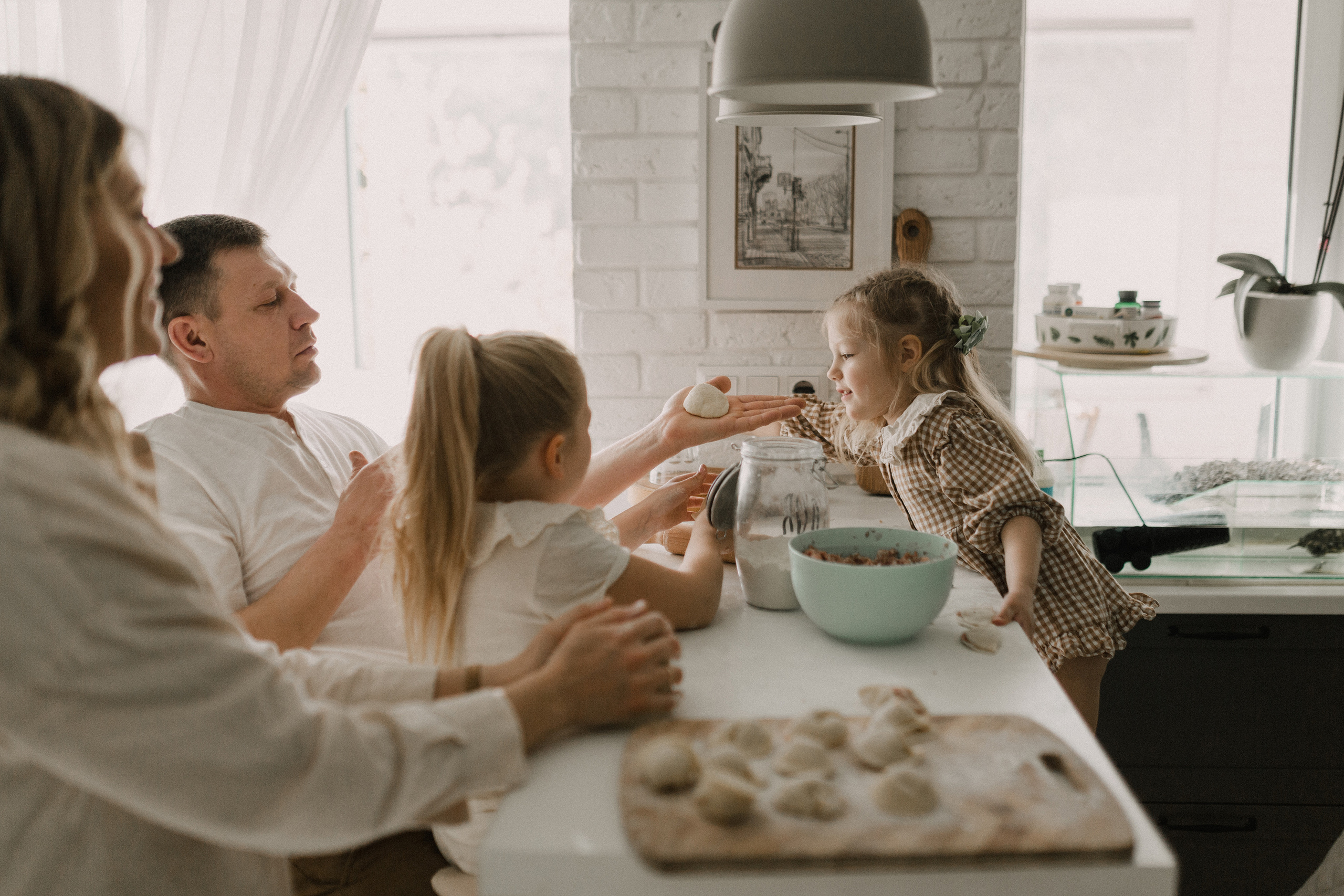 «В том же месте, в то же время». Свадебный и семейный фотограф в Калининграде Ольга Мешечкова
