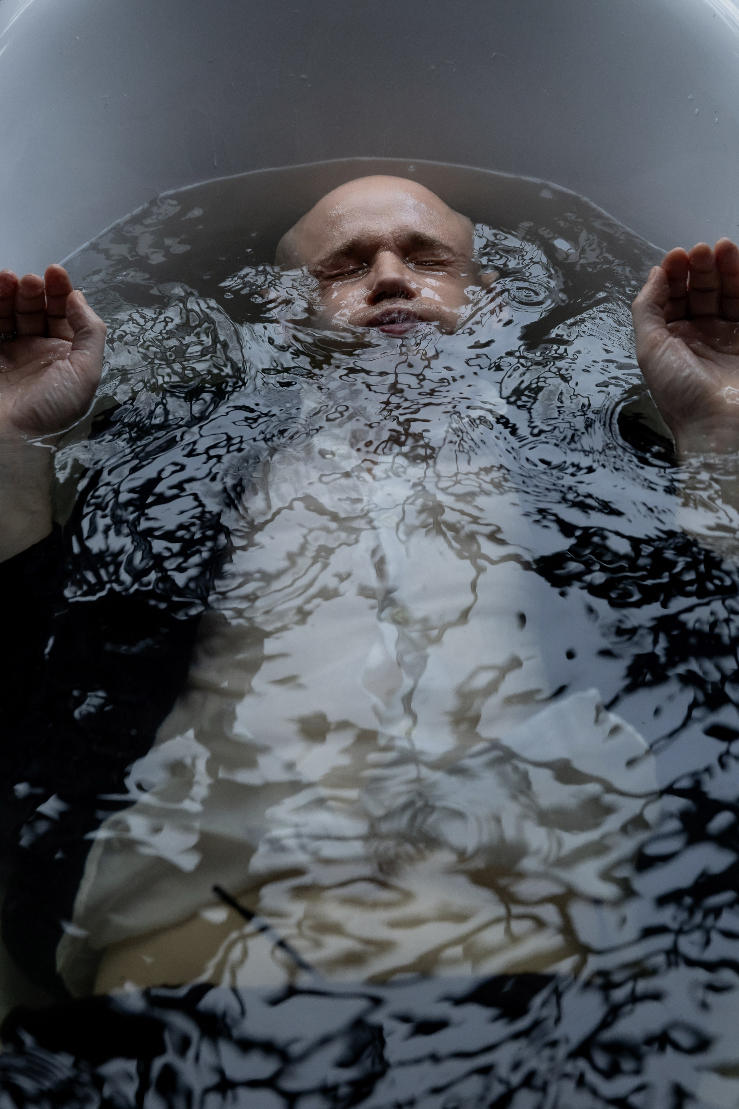 Мужской портрет в ванной. Рыжий Фотограф Иркутск