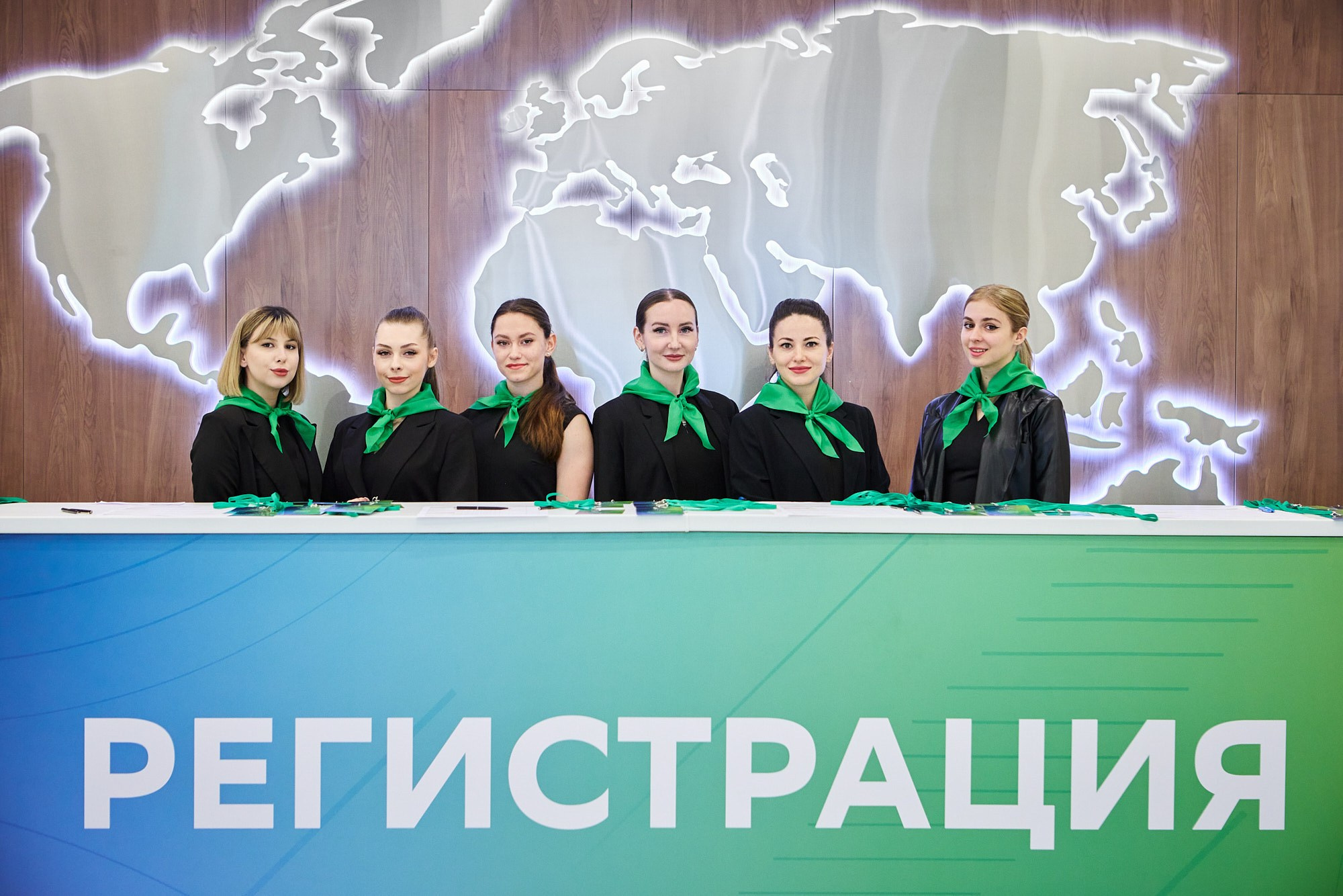 фотограф на деловом мероприятии — выступления и аудитория